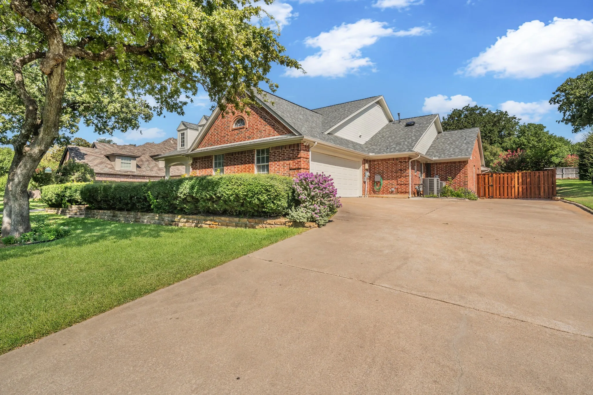 Long driveway for ample parking.