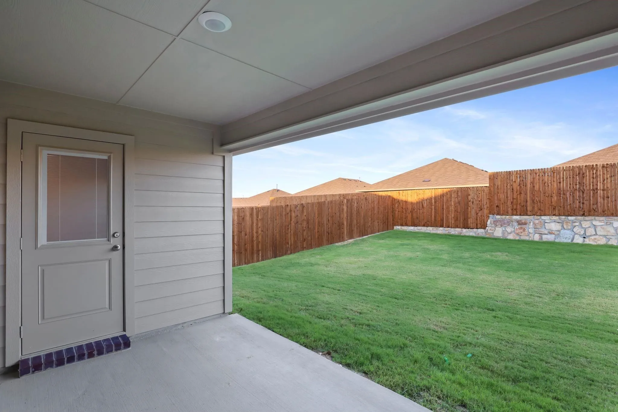 Single Family Residence For Rent in Denton County , 5801 Bull Creek Lane, Denton, Texas 76226, 4 Bedroom, 2 Bathroom, 2 Garage spaces, 1,736 Sqft, built in 2023, mls#21342438, Real Estate Agent in Denton, Homes For Rent in Denton county, Homes For Rent in Denton, Realtor in Denton Texas, Real Estate Brokerage Independent Realty Texas, Luminita Cordes Realtor