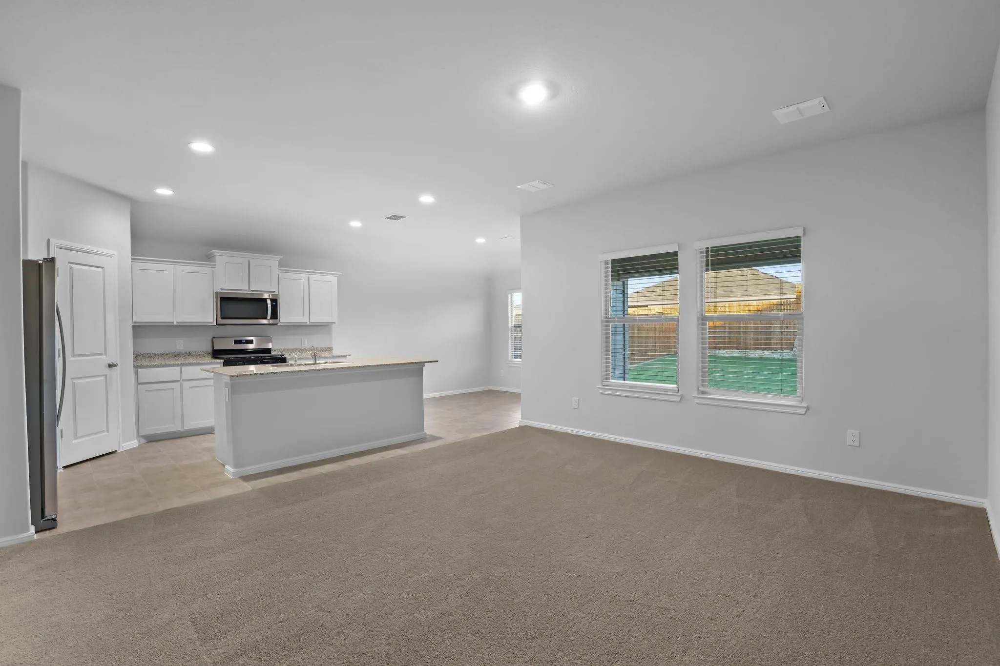 Single Family Residence For Rent in Denton County , 5801 Bull Creek Lane, Denton, Texas 76226, 4 Bedroom, 2 Bathroom, 2 Garage spaces, 1,736 Sqft, built in 2023, mls#21342438, Real Estate Agent in Denton, Homes For Rent in Denton county, Homes For Rent in Denton, Realtor in Denton Texas, Real Estate Brokerage Independent Realty Texas, Luminita Cordes Realtor