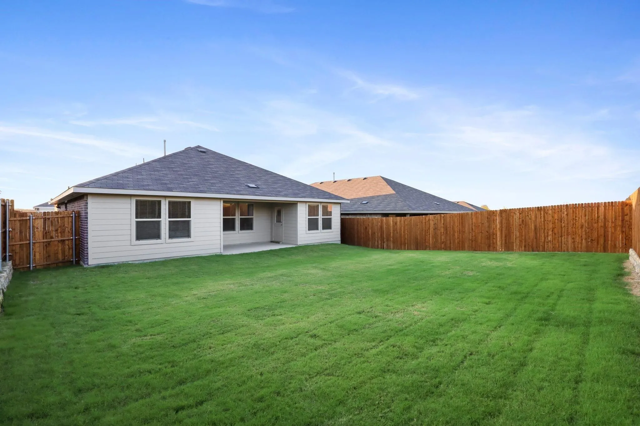 Single Family Residence For Rent in Denton County , 5801 Bull Creek Lane, Denton, Texas 76226, 4 Bedroom, 2 Bathroom, 2 Garage spaces, 1,736 Sqft, built in 2023, mls#21342438, Real Estate Agent in Denton, Homes For Rent in Denton county, Homes For Rent in Denton, Realtor in Denton Texas, Real Estate Brokerage Independent Realty Texas, Luminita Cordes Realtor