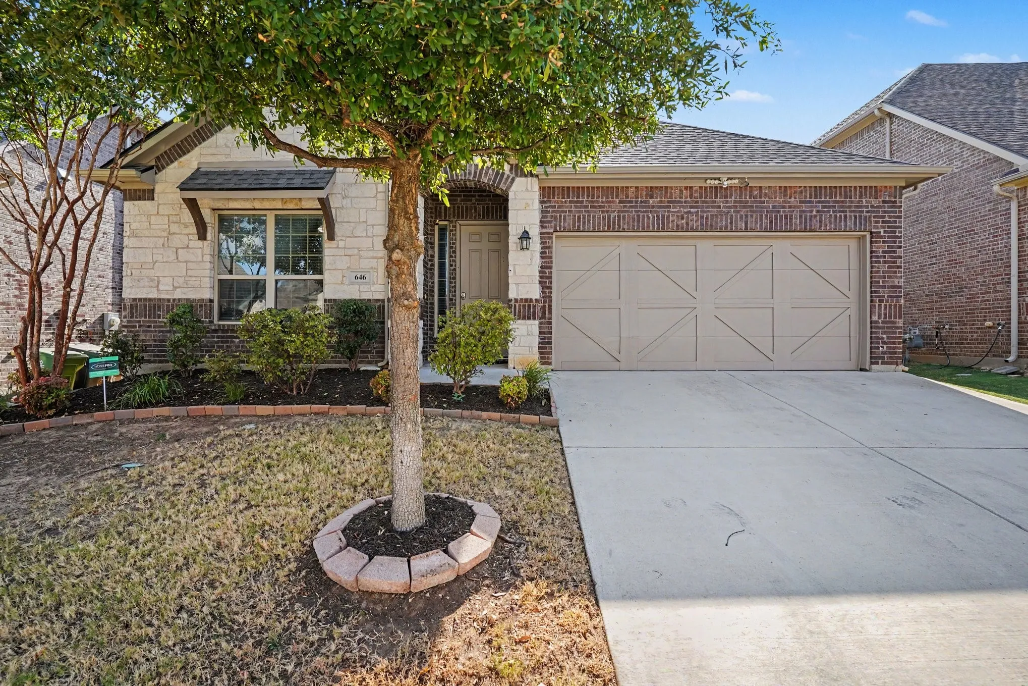 Single Family Residence For Sale in Tarrant County , 646 Harris Ridge Drive, Arlington, Texas 76002, 4 Bedroom, 3 Bathroom, 2 Garage spaces, 2,530 Sqft, built in 2018, mls#21380015, Real Estate Agent in Arlington, Homes For Sale in Tarrant county, Homes For Sale in Arlington, Realtor in Arlington Texas, Real Estate Brokerage Independent Realty Texas, Luminita Cordes Realtor
