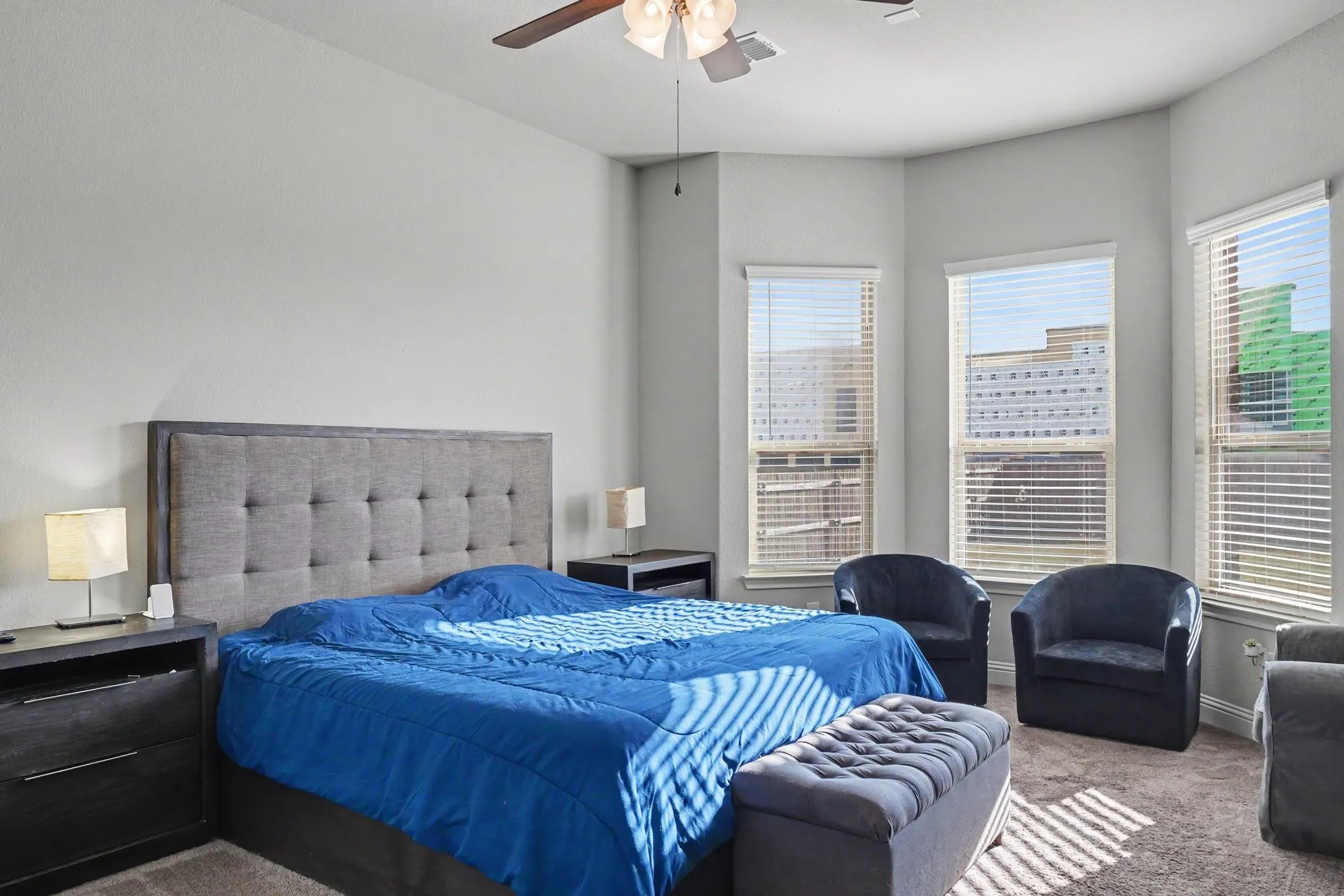 Single Family Residence For Sale in Tarrant County , 646 Harris Ridge Drive, Arlington, Texas 76002, 4 Bedroom, 3 Bathroom, 2 Garage spaces, 2,530 Sqft, built in 2018, mls#21380015, Real Estate Agent in Arlington, Homes For Sale in Tarrant county, Homes For Sale in Arlington, Realtor in Arlington Texas, Real Estate Brokerage Independent Realty Texas, Luminita Cordes Realtor
