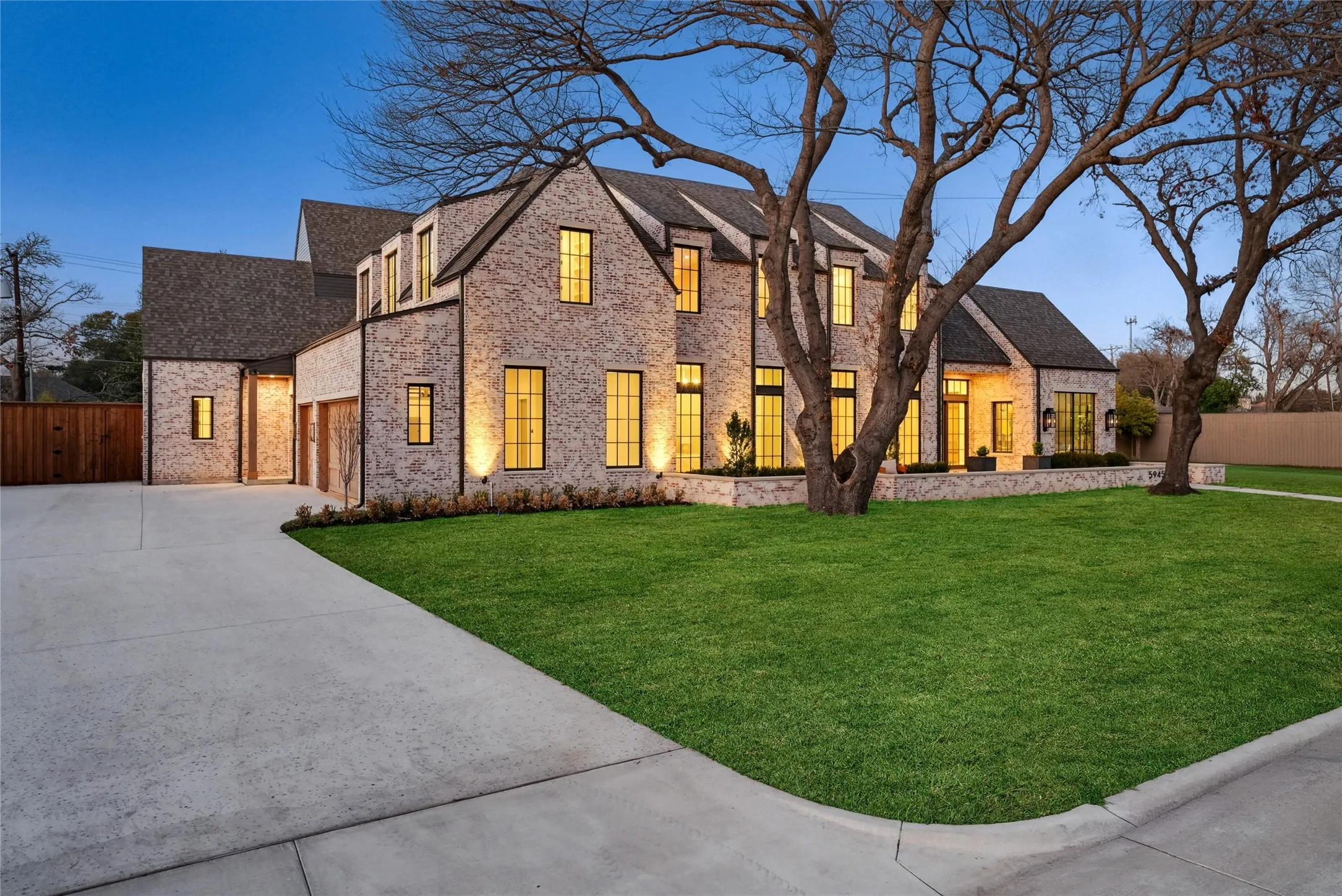 Single Family Residence For Sale in Dallas County , 5945 Royal Crest Drive, Dallas, Texas 75230, 5 Bedroom, 7 Bathroom, 3 Garage spaces, 6,083 Sqft, built in 2026, mls#21379895, Real Estate Agent in Dallas, Homes For Sale in Dallas county, Homes For Sale in Dallas, Realtor in Dallas Texas, Real Estate Brokerage Independent Realty Texas, Luminita Cordes Realtor