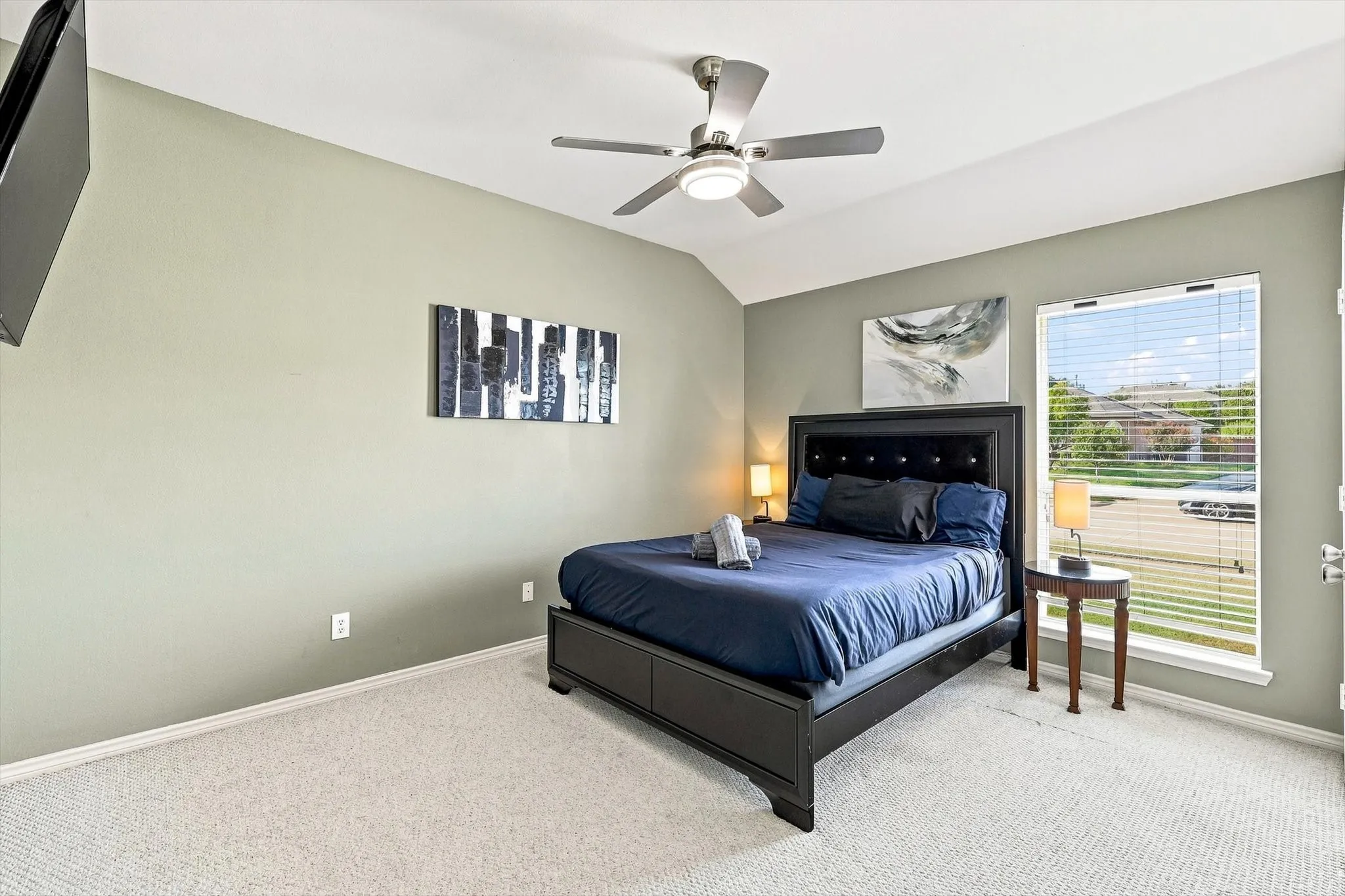 Single Family Residence For Sale in Collin County , 335 Linhurst Drive, Murphy, Texas 75094, 4 Bedroom, 3 Bathroom, 2 Garage spaces, 2,595 Sqft, built in 2001, mls#21380021, Real Estate Agent in Murphy, Homes For Sale in Collin county, Homes For Sale in Murphy, Realtor in Murphy Texas, Real Estate Brokerage Independent Realty Texas, Luminita Cordes Realtor