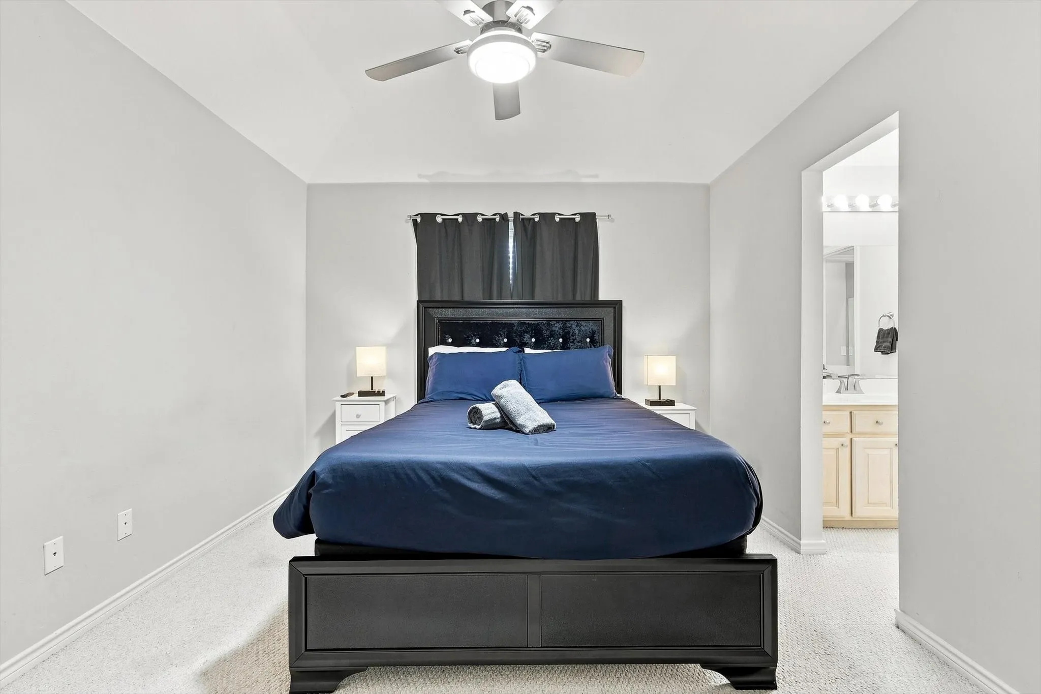 Single Family Residence For Sale in Collin County , 335 Linhurst Drive, Murphy, Texas 75094, 4 Bedroom, 3 Bathroom, 2 Garage spaces, 2,595 Sqft, built in 2001, mls#21380021, Real Estate Agent in Murphy, Homes For Sale in Collin county, Homes For Sale in Murphy, Realtor in Murphy Texas, Real Estate Brokerage Independent Realty Texas, Luminita Cordes Realtor