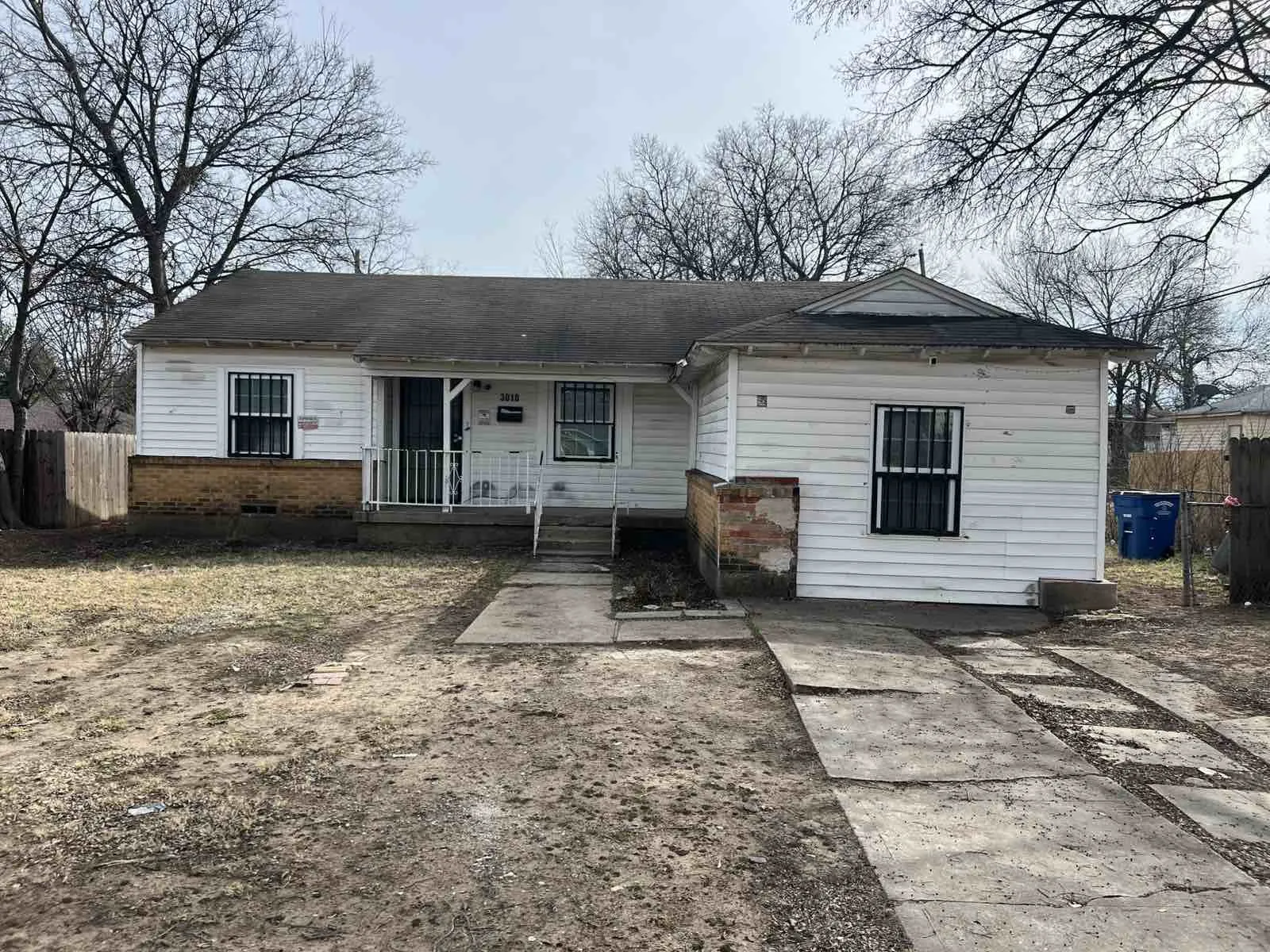 Single Family Residence For Sale in Dallas County , 3010 Modree Avenue, Dallas, Texas 75216, 4 Bedroom, 2 Bathroom, Garage spaces, 1,195 Sqft, built in 1952, mls#21380022, Real Estate Agent in Dallas, Homes For Sale in Dallas county, Homes For Sale in Dallas, Realtor in Dallas Texas, Real Estate Brokerage Independent Realty Texas, Luminita Cordes Realtor