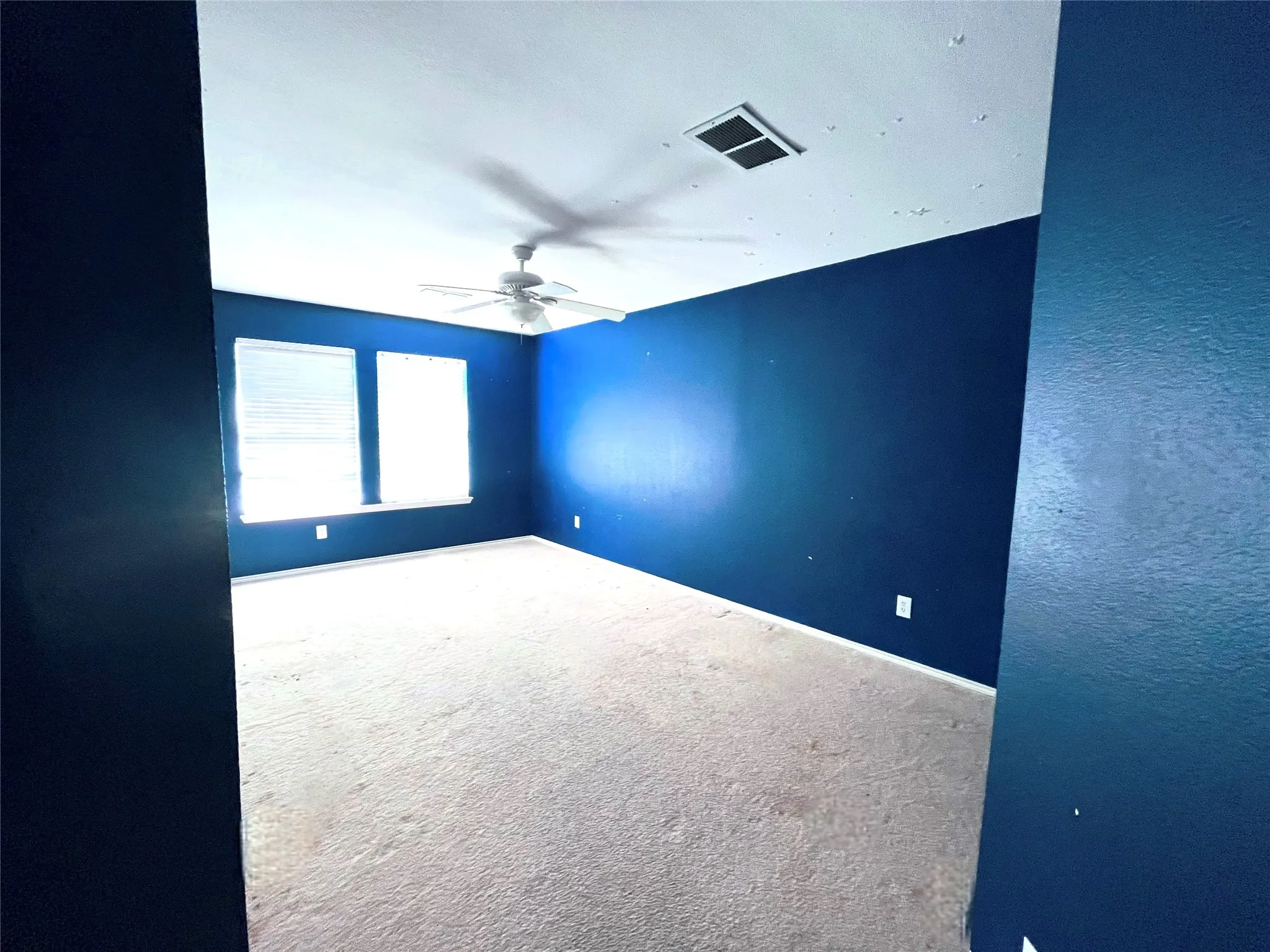 Single Family Residence For Sale in Tarrant County , 13081 Fencerow Road, Fort Worth, Texas 76244, 4 Bedroom, 3 Bathroom, 2 Garage spaces, 2,851 Sqft, built in 2004, mls#21379917, Real Estate Agent in Fort Worth, Homes For Sale in Tarrant county, Homes For Sale in Fort Worth, Realtor in Fort Worth Texas, Real Estate Brokerage Independent Realty Texas, Luminita Cordes Realtor