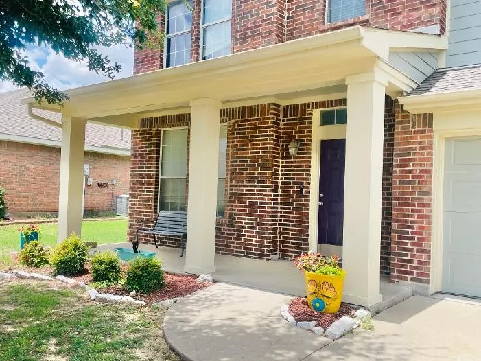 Single Family Residence For Sale in Tarrant County , 13081 Fencerow Road, Fort Worth, Texas 76244, 4 Bedroom, 3 Bathroom, 2 Garage spaces, 2,851 Sqft, built in 2004, mls#21379917, Real Estate Agent in Fort Worth, Homes For Sale in Tarrant county, Homes For Sale in Fort Worth, Realtor in Fort Worth Texas, Real Estate Brokerage Independent Realty Texas, Luminita Cordes Realtor
