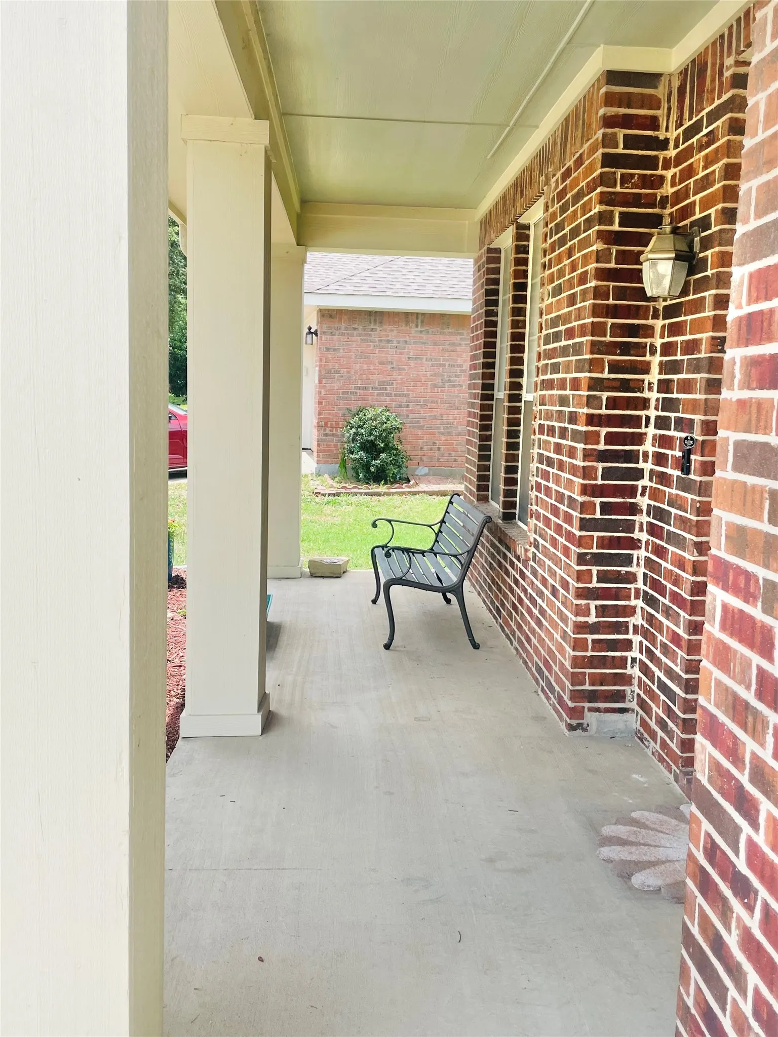 Single Family Residence For Sale in Tarrant County , 13081 Fencerow Road, Fort Worth, Texas 76244, 4 Bedroom, 3 Bathroom, 2 Garage spaces, 2,851 Sqft, built in 2004, mls#21379917, Real Estate Agent in Fort Worth, Homes For Sale in Tarrant county, Homes For Sale in Fort Worth, Realtor in Fort Worth Texas, Real Estate Brokerage Independent Realty Texas, Luminita Cordes Realtor