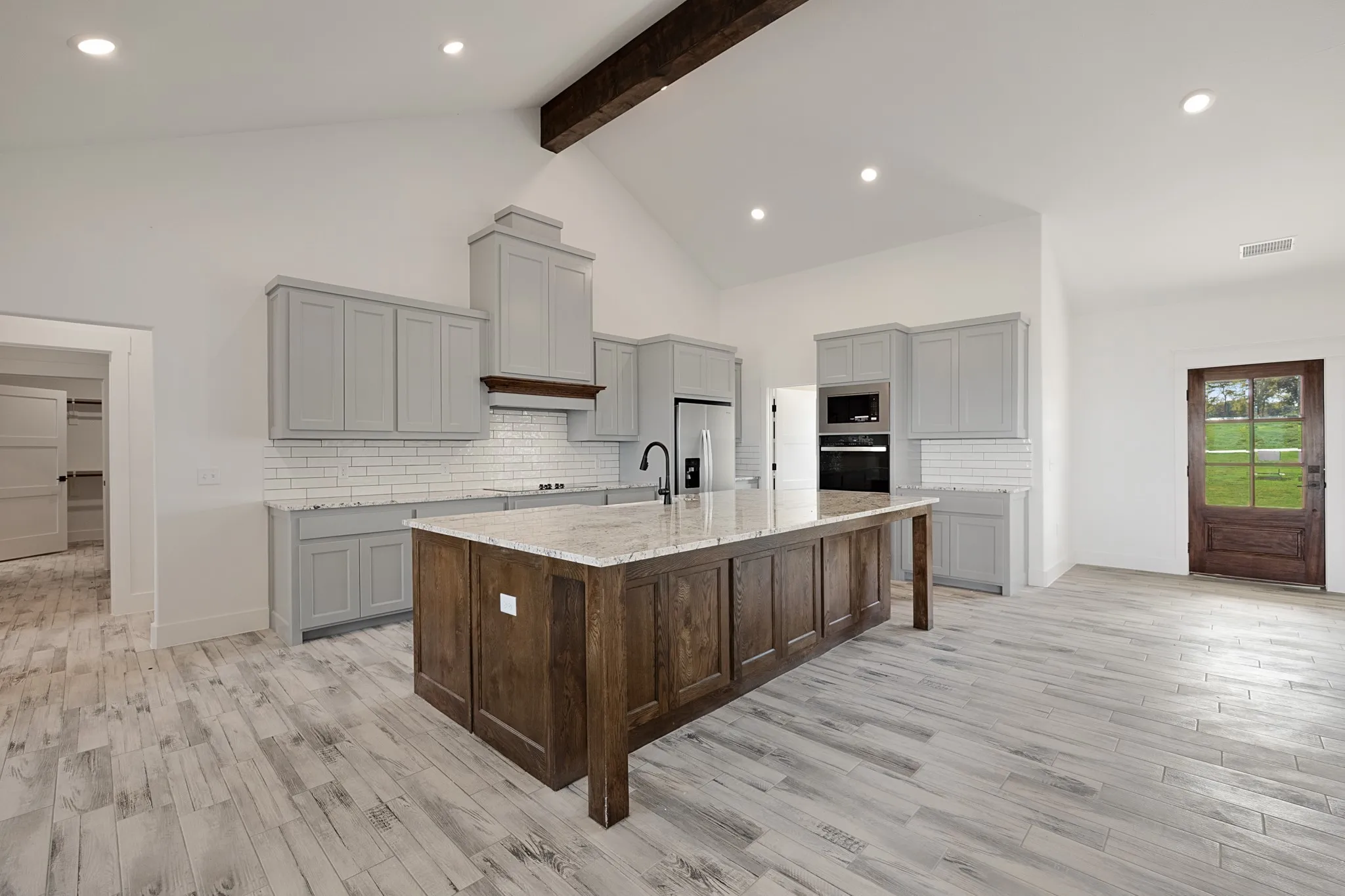 Single Family Residence For Sale in Hunt County , 257 Caro Drive, West Tawakoni, Texas 75474, 3 Bedroom, 2 Bathroom, 2 Garage spaces, 2,461 Sqft, built in 2026, mls#21331033, Real Estate Agent in West Tawakoni, Homes For Sale in Hunt county, Homes For Sale in West Tawakoni, Realtor in West Tawakoni Texas, Real Estate Brokerage Independent Realty Texas, Luminita Cordes Realtor