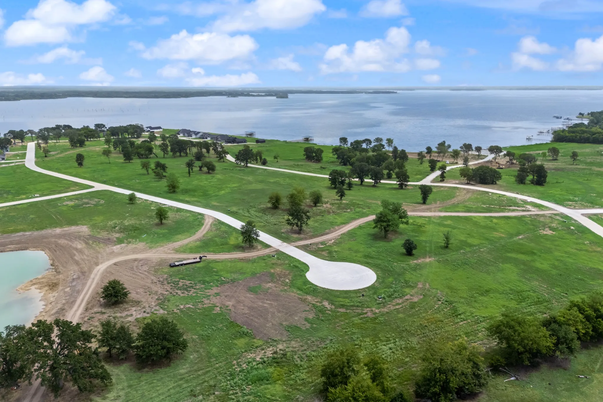Single Family Residence For Sale in Hunt County , 257 Caro Drive, West Tawakoni, Texas 75474, 3 Bedroom, 2 Bathroom, 2 Garage spaces, 2,461 Sqft, built in 2026, mls#21331033, Real Estate Agent in West Tawakoni, Homes For Sale in Hunt county, Homes For Sale in West Tawakoni, Realtor in West Tawakoni Texas, Real Estate Brokerage Independent Realty Texas, Luminita Cordes Realtor