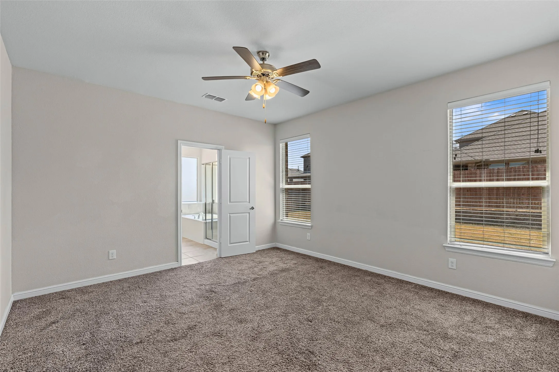 Single Family Residence For Sale in Tarrant County , 629 Dunster Lane, Saginaw, Texas 76131, 4 Bedroom, 2 Bathroom, 2 Garage spaces, 1,797 Sqft, built in 2018, mls#21379576, Real Estate Agent in Saginaw, Homes For Sale in Tarrant county, Homes For Sale in Saginaw, Realtor in Saginaw Texas, Real Estate Brokerage Independent Realty Texas, Luminita Cordes Realtor