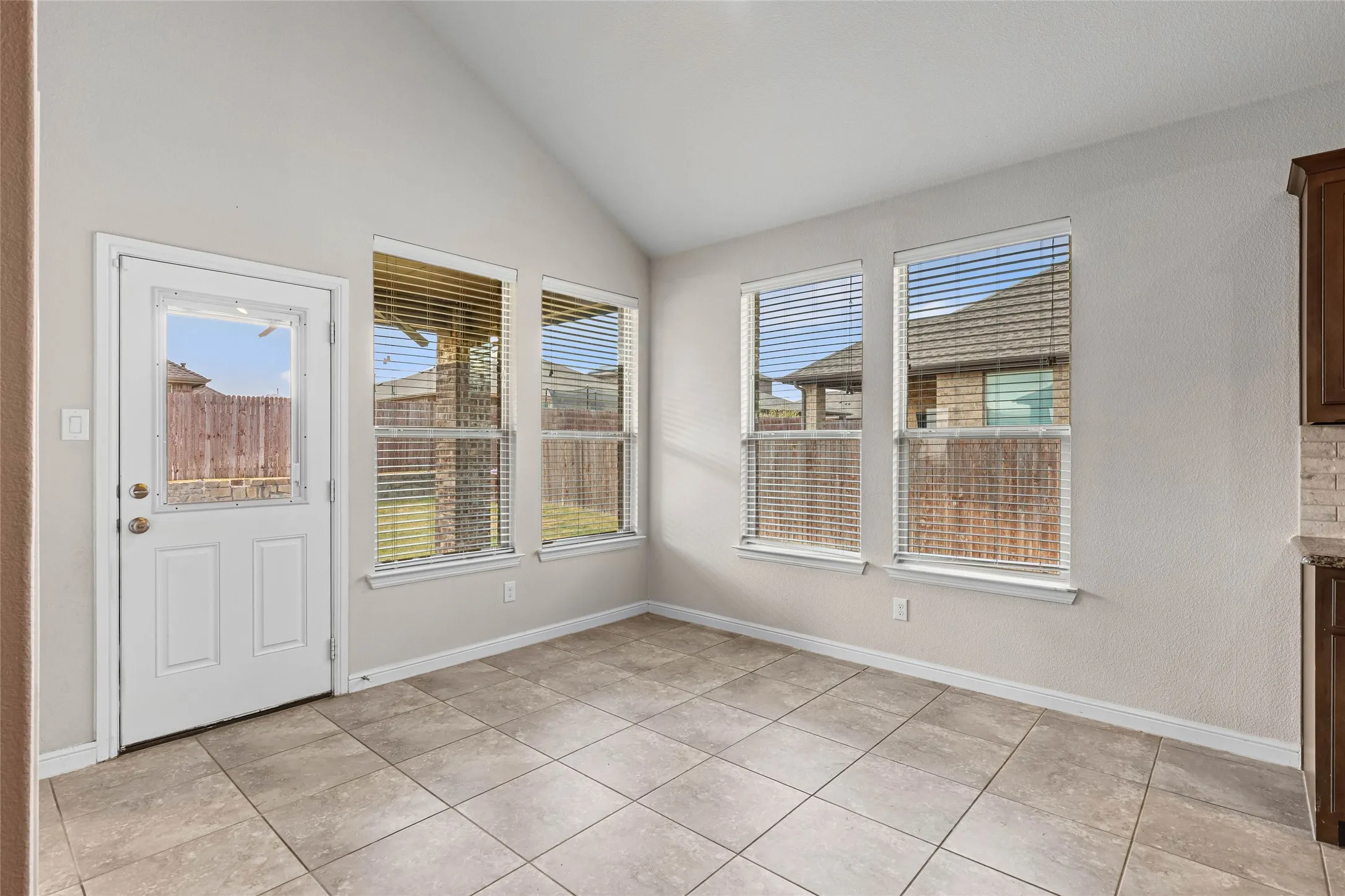 Single Family Residence For Sale in Tarrant County , 629 Dunster Lane, Saginaw, Texas 76131, 4 Bedroom, 2 Bathroom, 2 Garage spaces, 1,797 Sqft, built in 2018, mls#21379576, Real Estate Agent in Saginaw, Homes For Sale in Tarrant county, Homes For Sale in Saginaw, Realtor in Saginaw Texas, Real Estate Brokerage Independent Realty Texas, Luminita Cordes Realtor