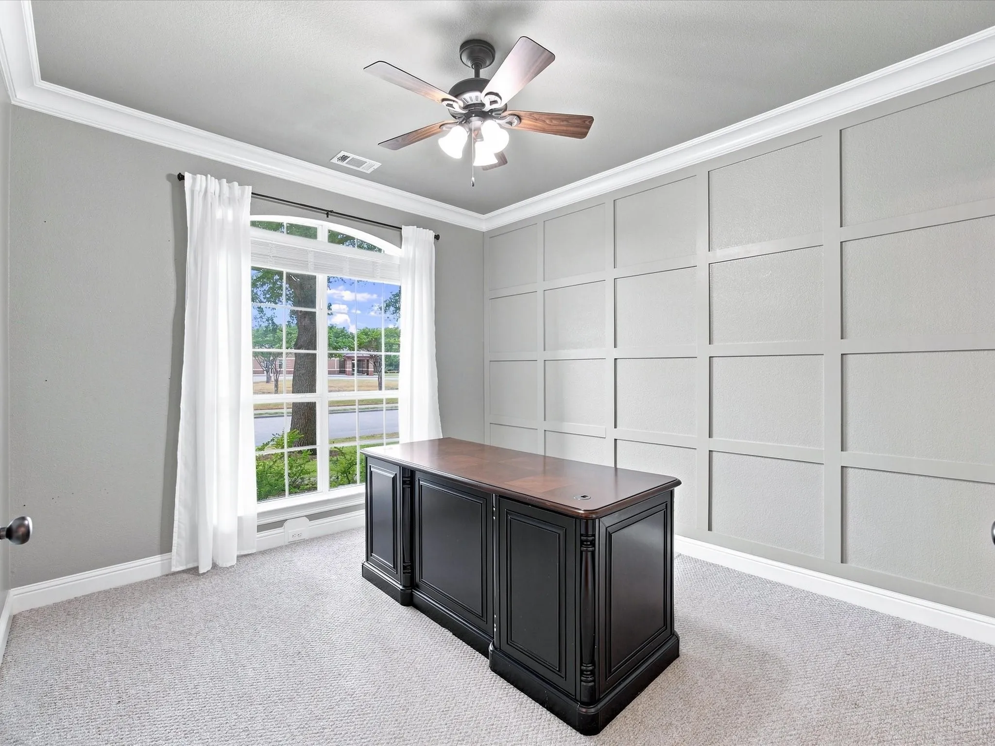 Single Family Residence For Sale in Collin County , 412 Oriole Drive, Murphy, Texas 75094, 4 Bedroom, 4 Bathroom, 3 Garage spaces, 3,358 Sqft, built in 2011, mls#21379824, Real Estate Agent in Murphy, Homes For Sale in Collin county, Homes For Sale in Murphy, Realtor in Murphy Texas, Real Estate Brokerage Independent Realty Texas, Luminita Cordes Realtor