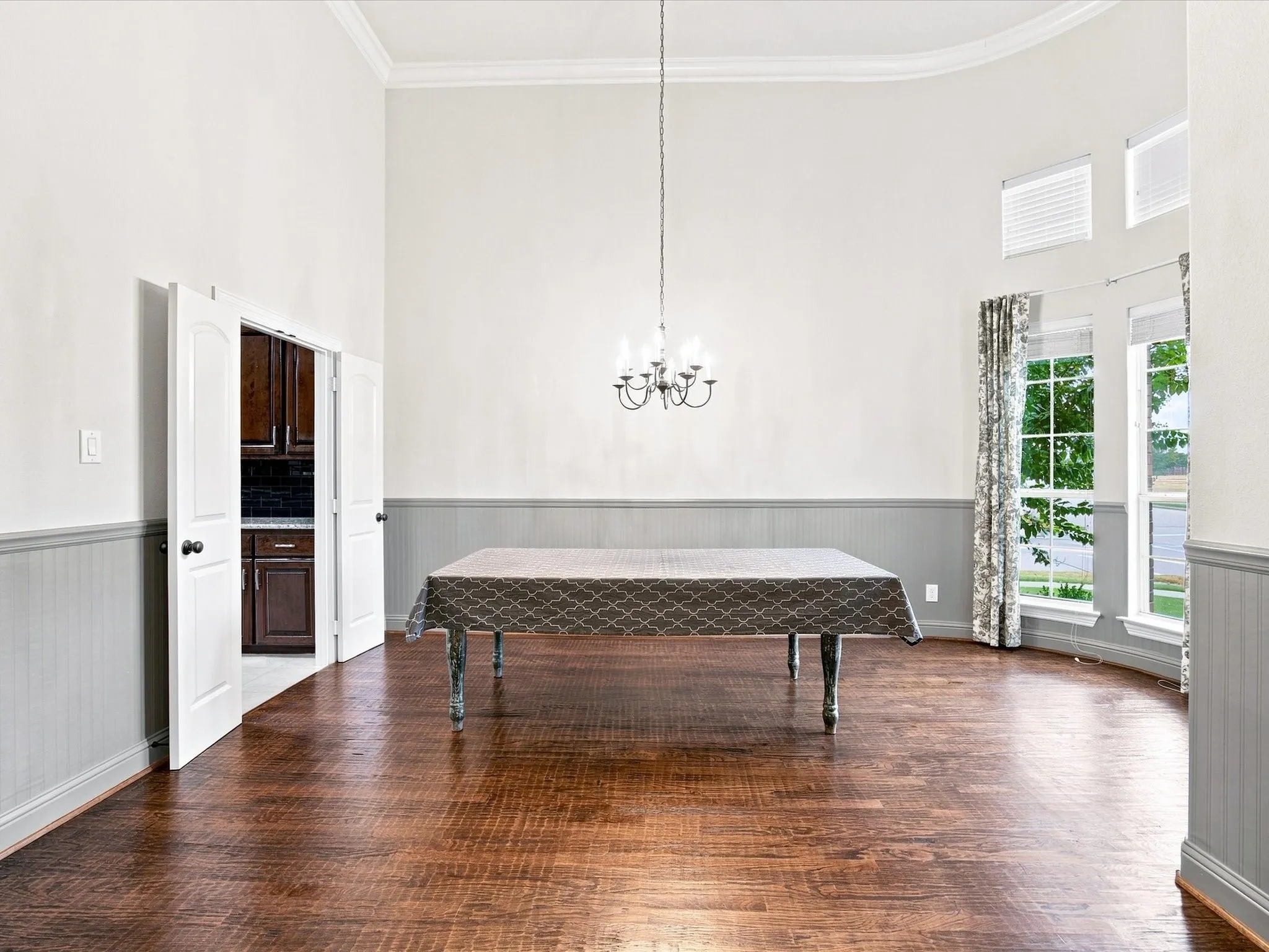 Single Family Residence For Sale in Collin County , 412 Oriole Drive, Murphy, Texas 75094, 4 Bedroom, 4 Bathroom, 3 Garage spaces, 3,358 Sqft, built in 2011, mls#21379824, Real Estate Agent in Murphy, Homes For Sale in Collin county, Homes For Sale in Murphy, Realtor in Murphy Texas, Real Estate Brokerage Independent Realty Texas, Luminita Cordes Realtor