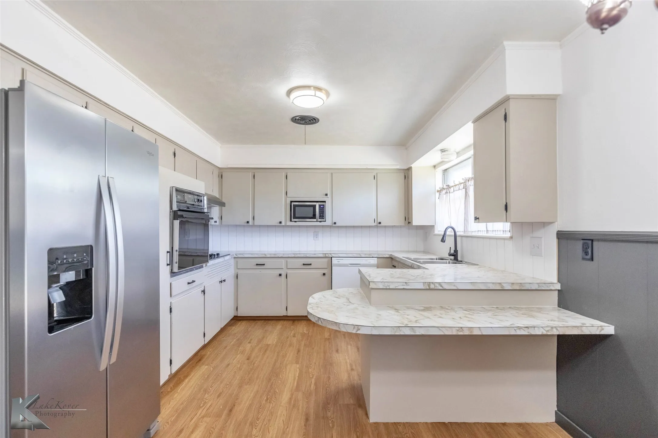 Single Family Residence For Rent in Taylor County , 1417 Westwood Drive, Abilene, Texas 79603, 3 Bedroom, 2 Bathroom, 2 Garage spaces, 1,543 Sqft, built in 1960, mls#21377054, Real Estate Agent in Abilene, Homes For Rent in Taylor county, Homes For Rent in Abilene, Realtor in Abilene Texas, Real Estate Brokerage Independent Realty Texas, Luminita Cordes Realtor