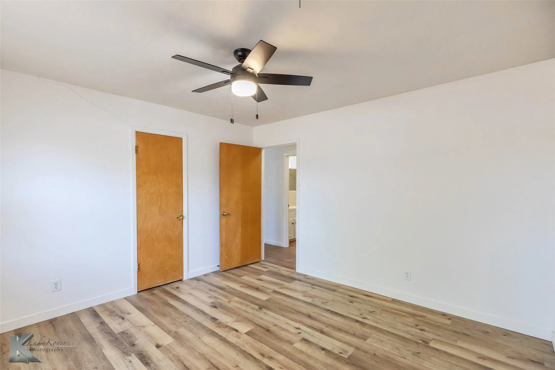 Single Family Residence For Rent in Taylor County , 1417 Westwood Drive, Abilene, Texas 79603, 3 Bedroom, 2 Bathroom, 2 Garage spaces, 1,543 Sqft, built in 1960, mls#21377054, Real Estate Agent in Abilene, Homes For Rent in Taylor county, Homes For Rent in Abilene, Realtor in Abilene Texas, Real Estate Brokerage Independent Realty Texas, Luminita Cordes Realtor
