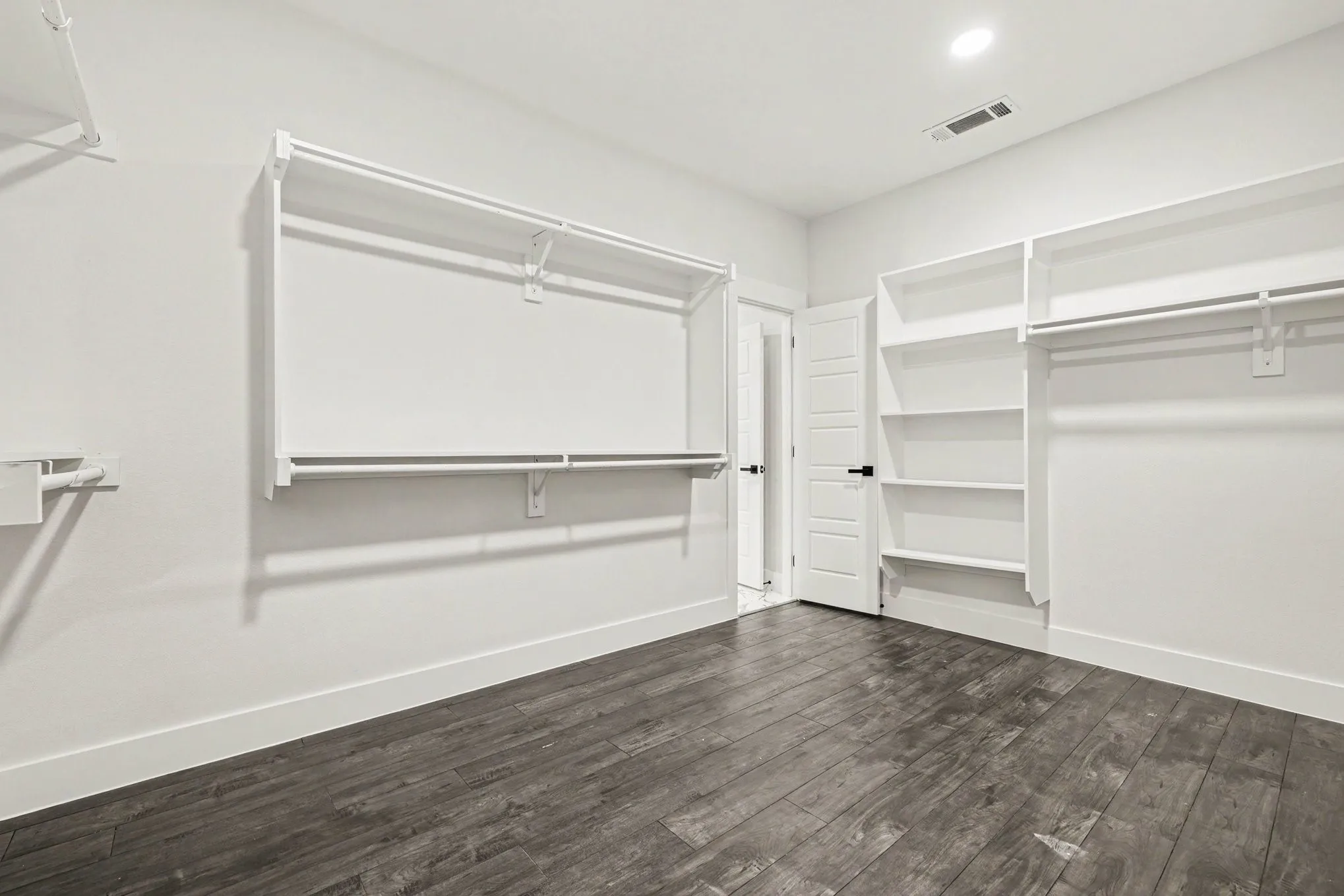 Single Family Residence For Sale in Dallas County , 4536 Luzon Street, Dallas, Texas 75216, 4 Bedroom, 3 Bathroom, 2 Garage spaces, 2,400 Sqft, built in 2026, mls#21379966, Real Estate Agent in Dallas, Homes For Sale in Dallas county, Homes For Sale in Dallas, Realtor in Dallas Texas, Real Estate Brokerage Independent Realty Texas, Luminita Cordes Realtor