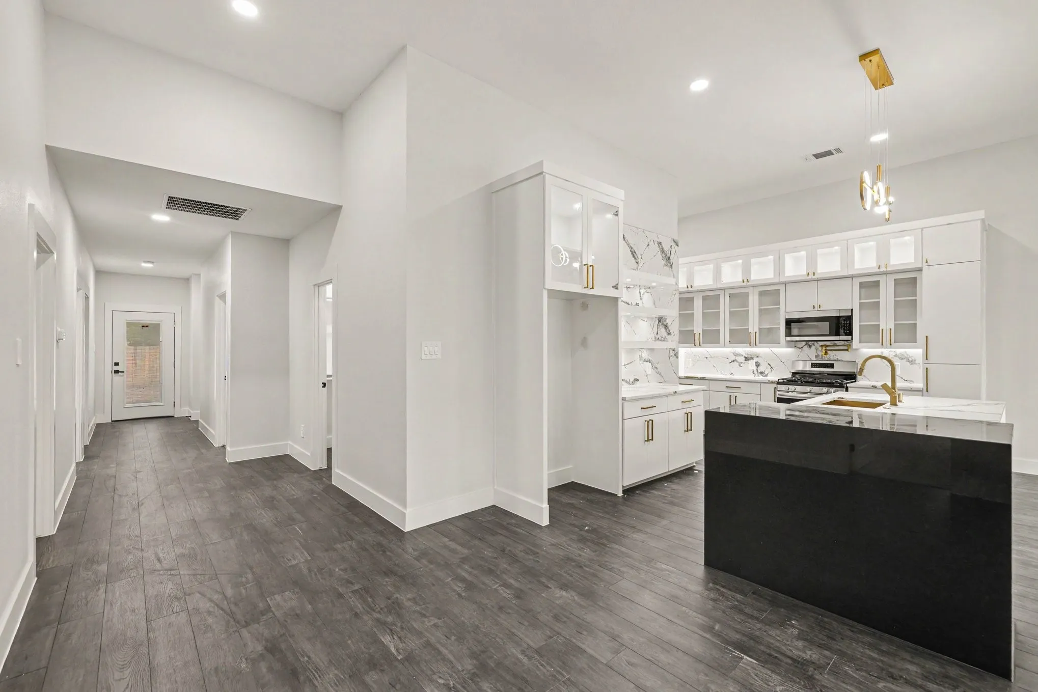 Single Family Residence For Sale in Dallas County , 4536 Luzon Street, Dallas, Texas 75216, 4 Bedroom, 3 Bathroom, 2 Garage spaces, 2,400 Sqft, built in 2026, mls#21379966, Real Estate Agent in Dallas, Homes For Sale in Dallas county, Homes For Sale in Dallas, Realtor in Dallas Texas, Real Estate Brokerage Independent Realty Texas, Luminita Cordes Realtor