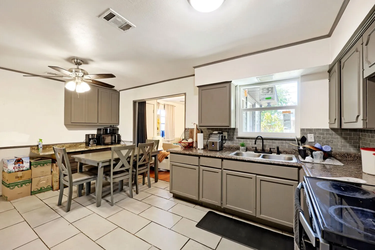 Single Family Residence For Sale in Dallas County , 2305 Arcady Lane, Lancaster, Texas 75134, 4 Bedroom, 2 Bathroom, 1 Garage spaces, 1,145 Sqft, built in 1962, mls#21376145, Real Estate Agent in Lancaster, Homes For Sale in Dallas county, Homes For Sale in Lancaster, Realtor in Lancaster Texas, Real Estate Brokerage Independent Realty Texas, Luminita Cordes Realtor