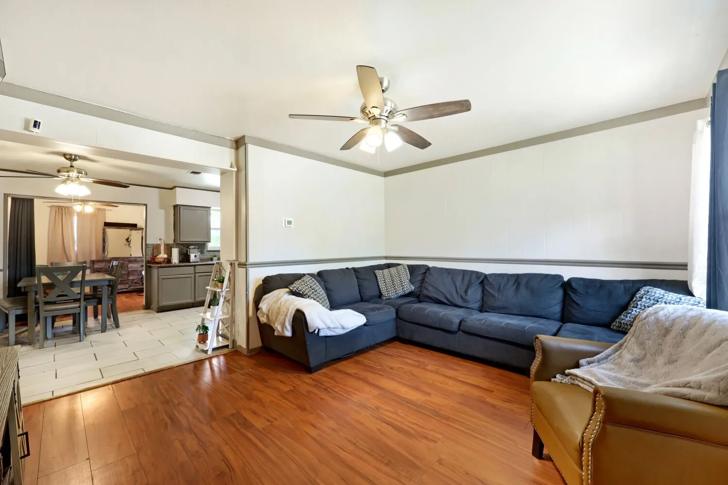 Single Family Residence For Sale in Dallas County , 2305 Arcady Lane, Lancaster, Texas 75134, 4 Bedroom, 2 Bathroom, 1 Garage spaces, 1,145 Sqft, built in 1962, mls#21376145, Real Estate Agent in Lancaster, Homes For Sale in Dallas county, Homes For Sale in Lancaster, Realtor in Lancaster Texas, Real Estate Brokerage Independent Realty Texas, Luminita Cordes Realtor