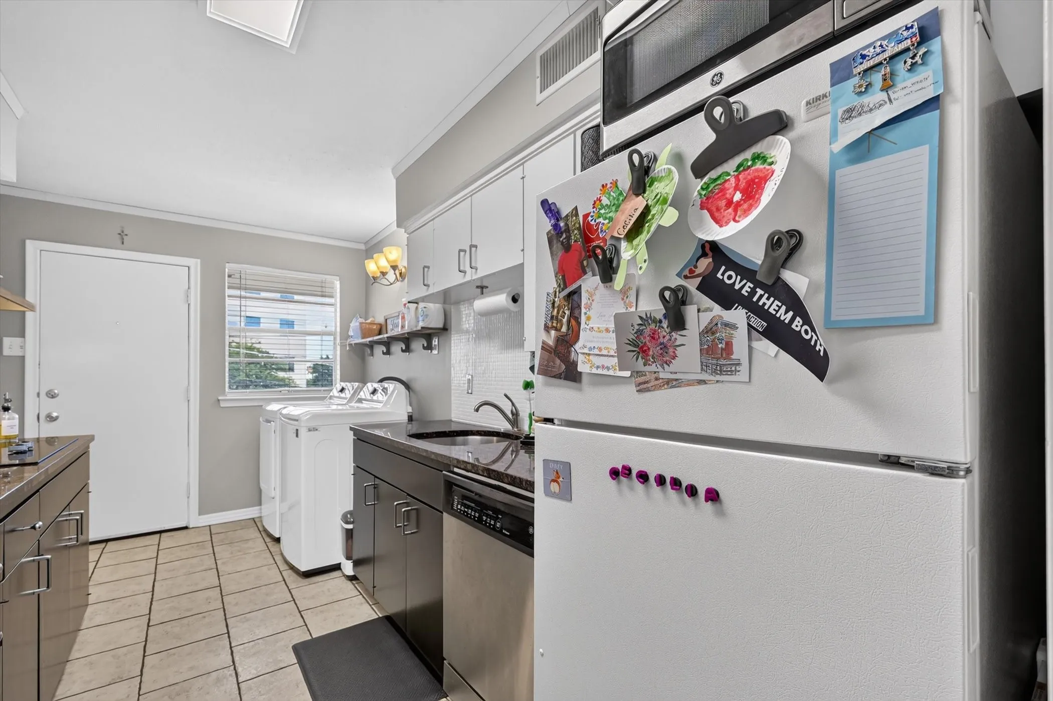 Condominium For Sale in Dallas County , 11116 Valleydale Drive D, Dallas, Texas 75230, 2 Bedroom, 2 Bathroom, Garage spaces, 1,044 Sqft, built in 1961, mls#21368843, Real Estate Agent in Dallas, Homes For Sale in Dallas county, Homes For Sale in Dallas, Realtor in Dallas Texas, Real Estate Brokerage Independent Realty Texas, Luminita Cordes Realtor