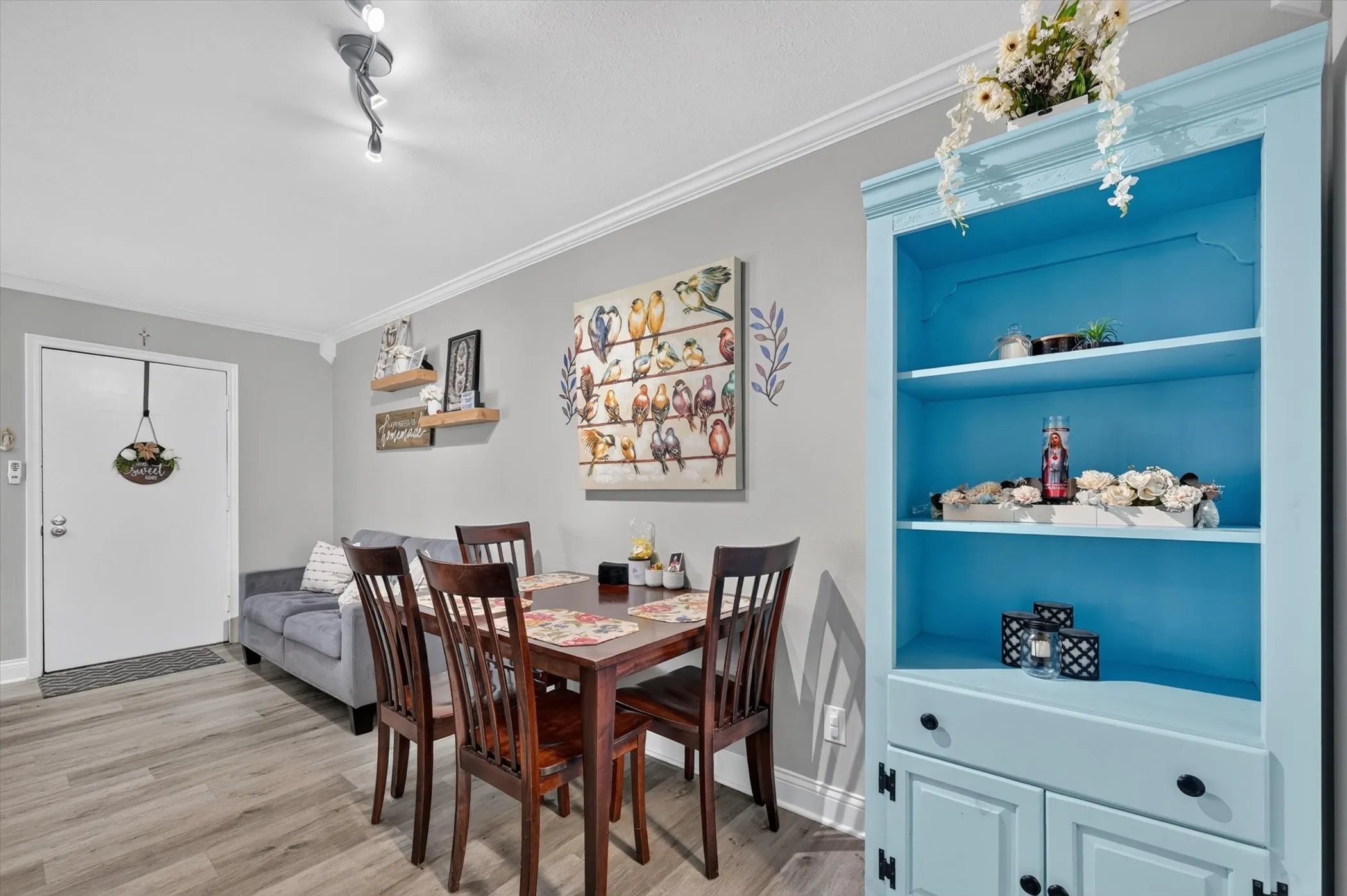 Condominium For Sale in Dallas County , 11116 Valleydale Drive D, Dallas, Texas 75230, 2 Bedroom, 2 Bathroom, Garage spaces, 1,044 Sqft, built in 1961, mls#21368843, Real Estate Agent in Dallas, Homes For Sale in Dallas county, Homes For Sale in Dallas, Realtor in Dallas Texas, Real Estate Brokerage Independent Realty Texas, Luminita Cordes Realtor