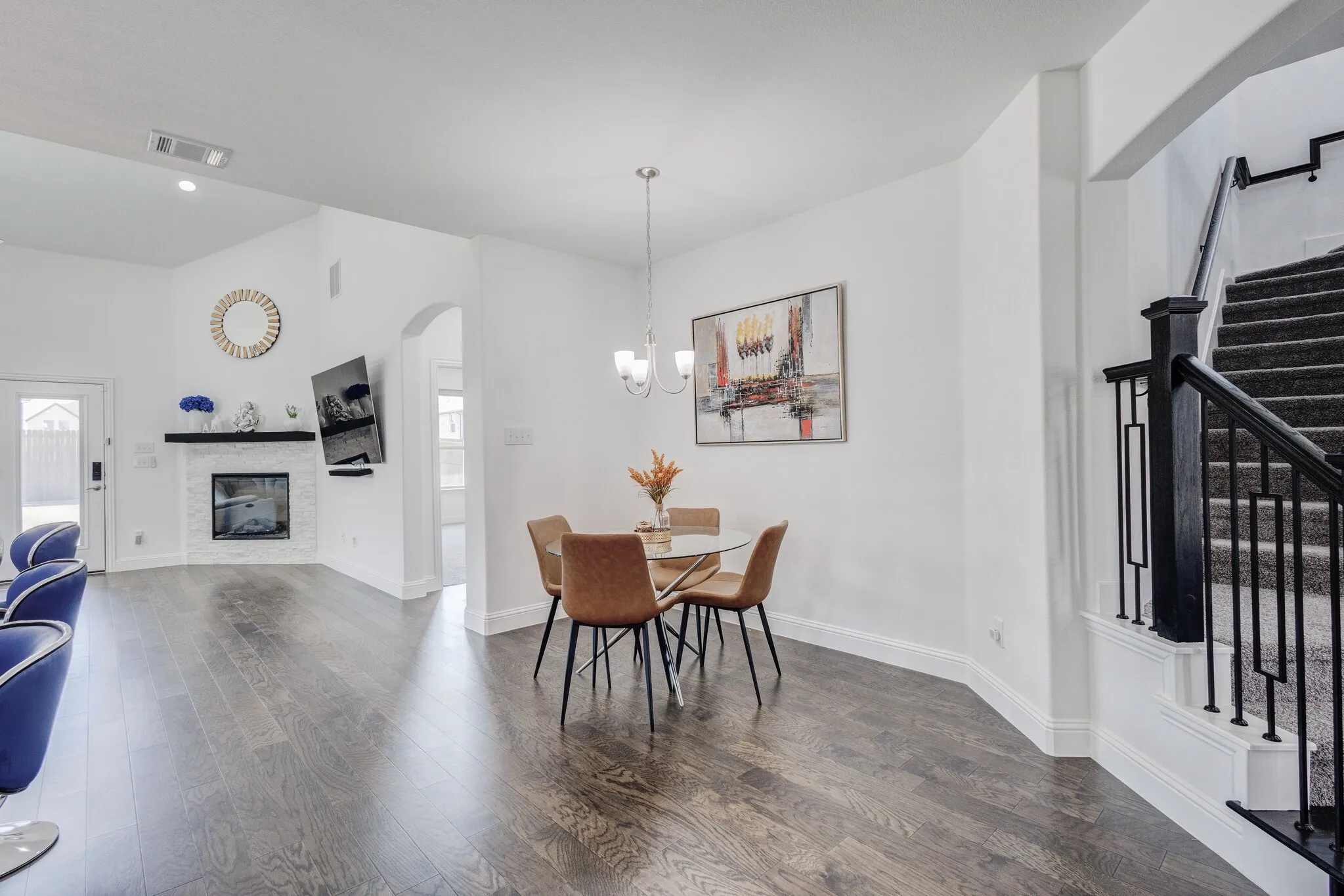 Single Family Residence For Sale in Denton County , 1721 Canals Drive, Little Elm, Texas 75068, 4 Bedroom, 4 Bathroom, 2 Garage spaces, 3,678 Sqft, built in 2024, mls#21379798, Real Estate Agent in Little Elm, Homes For Sale in Denton county, Homes For Sale in Little Elm, Realtor in Little Elm Texas, Real Estate Brokerage Independent Realty Texas, Luminita Cordes Realtor