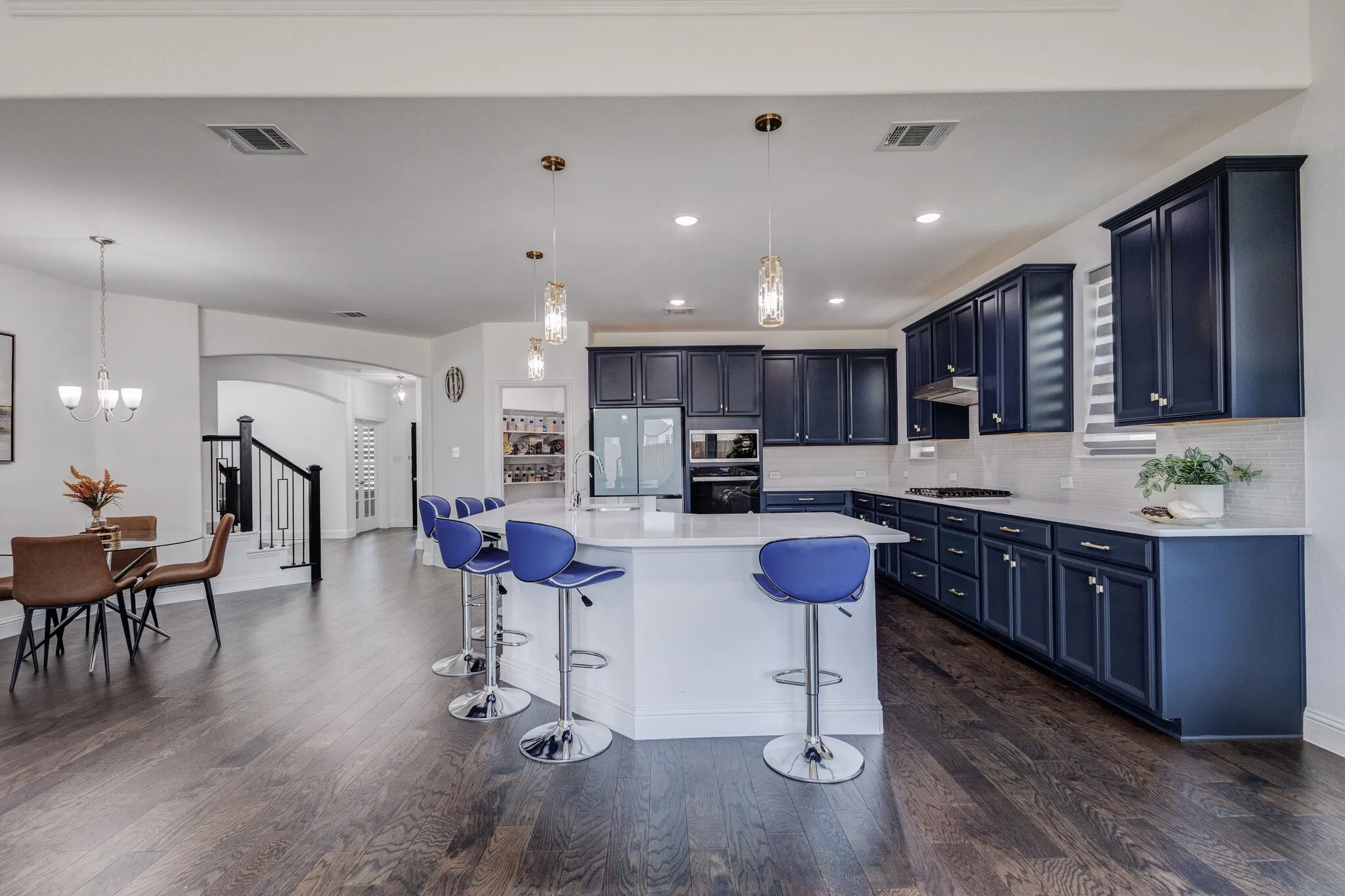 Single Family Residence For Sale in Denton County , 1721 Canals Drive, Little Elm, Texas 75068, 4 Bedroom, 4 Bathroom, 2 Garage spaces, 3,678 Sqft, built in 2024, mls#21379798, Real Estate Agent in Little Elm, Homes For Sale in Denton county, Homes For Sale in Little Elm, Realtor in Little Elm Texas, Real Estate Brokerage Independent Realty Texas, Luminita Cordes Realtor