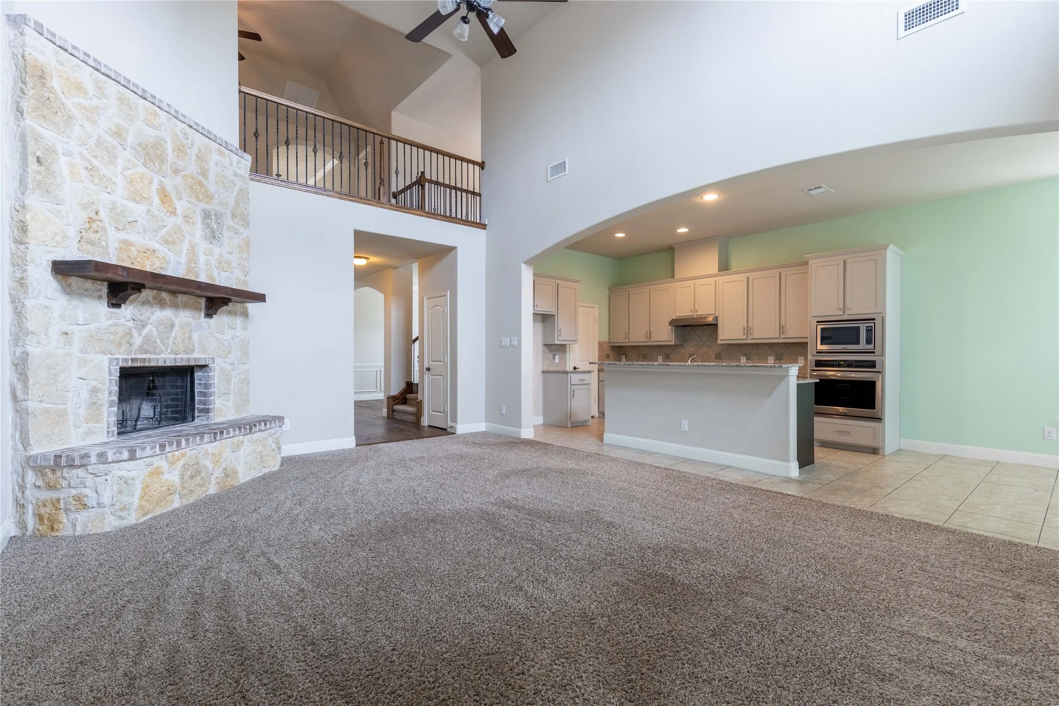 Single Family Residence For Rent in Collin County , 3312 Blue Jay Lane, Melissa, Texas 75454, 4 Bedroom, 4 Bathroom, 3 Garage spaces, 3,380 Sqft, built in 2016, mls#21380050, Real Estate Agent in Melissa, Homes For Rent in Collin county, Homes For Rent in Melissa, Realtor in Melissa Texas, Real Estate Brokerage Independent Realty Texas, Luminita Cordes Realtor