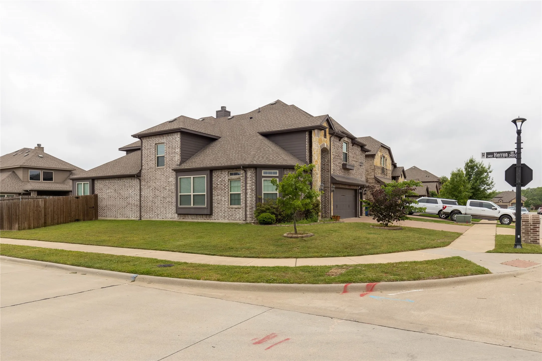 Single Family Residence For Rent in Collin County , 3312 Blue Jay Lane, Melissa, Texas 75454, 4 Bedroom, 4 Bathroom, 3 Garage spaces, 3,380 Sqft, built in 2016, mls#21380050, Real Estate Agent in Melissa, Homes For Rent in Collin county, Homes For Rent in Melissa, Realtor in Melissa Texas, Real Estate Brokerage Independent Realty Texas, Luminita Cordes Realtor