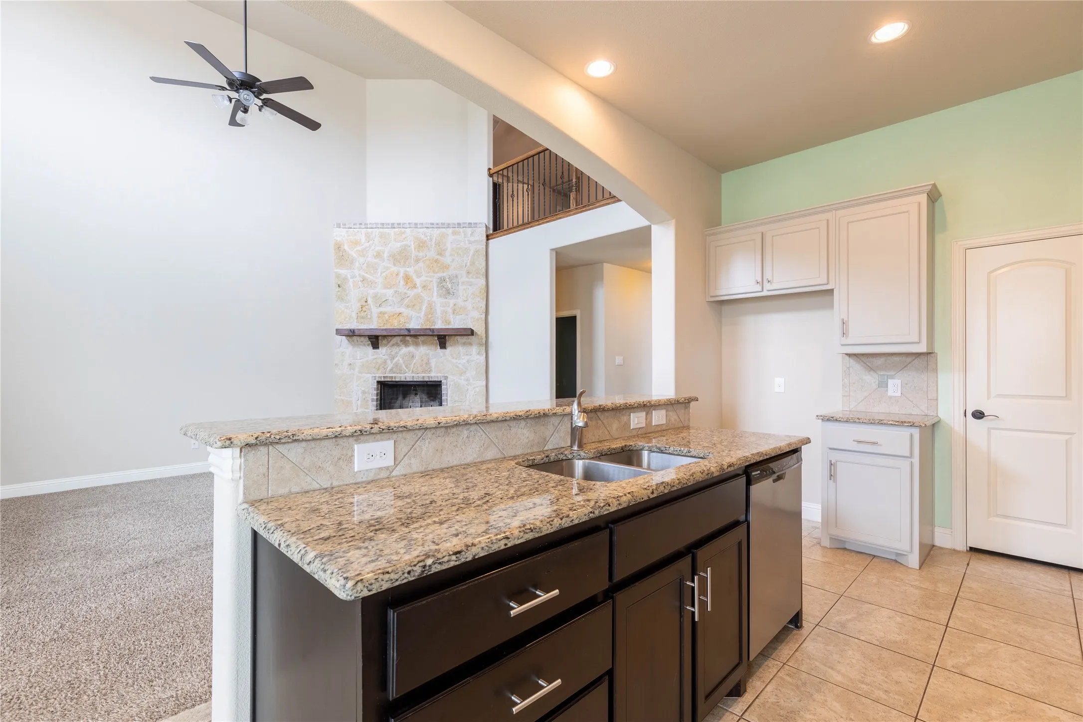 Single Family Residence For Rent in Collin County , 3312 Blue Jay Lane, Melissa, Texas 75454, 4 Bedroom, 4 Bathroom, 3 Garage spaces, 3,380 Sqft, built in 2016, mls#21380050, Real Estate Agent in Melissa, Homes For Rent in Collin county, Homes For Rent in Melissa, Realtor in Melissa Texas, Real Estate Brokerage Independent Realty Texas, Luminita Cordes Realtor