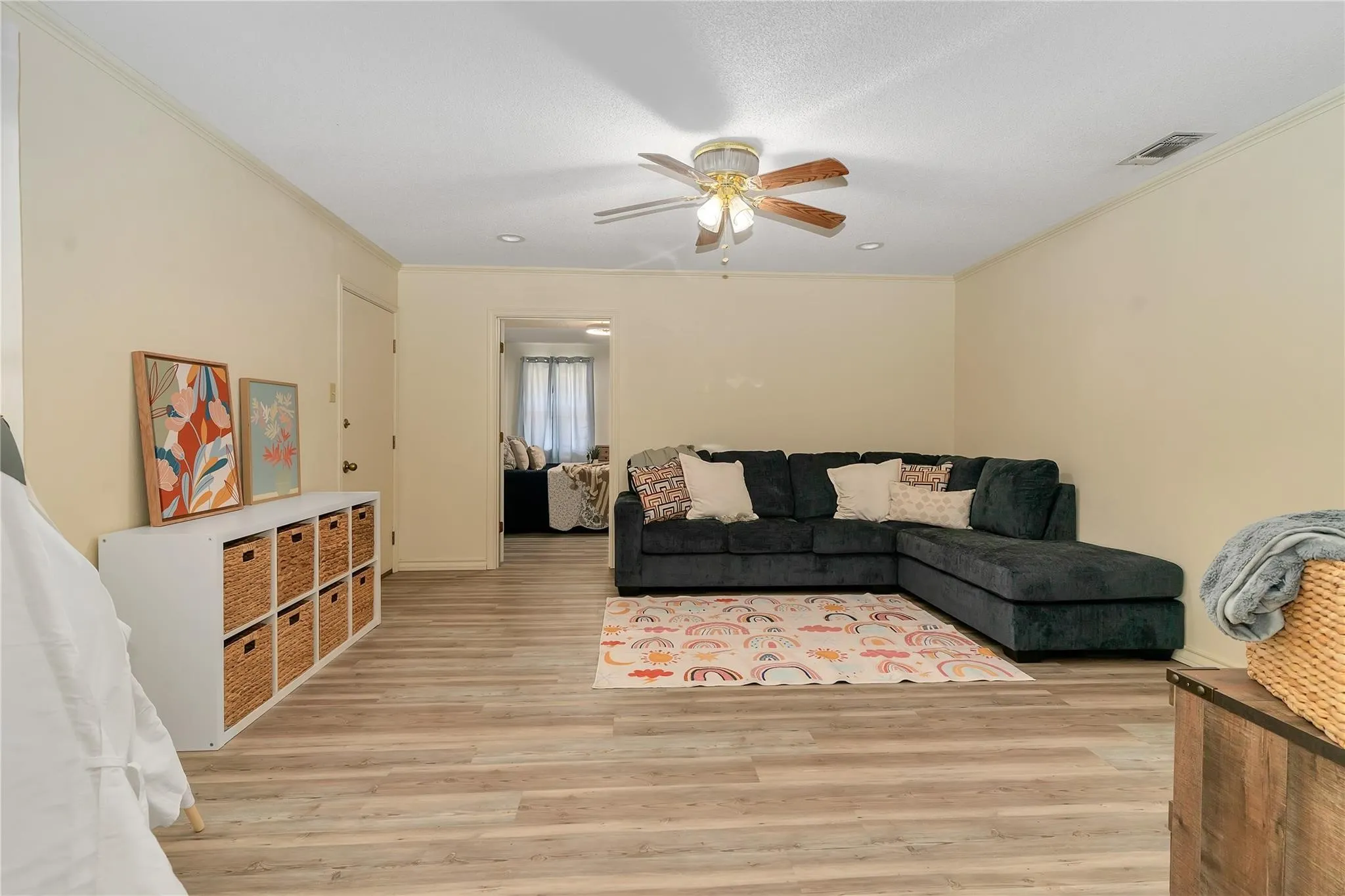 Single Family Residence For Sale in Hood County , 6212 Westover Drive, Granbury, Texas 76049, 4 Bedroom, 3 Bathroom, 3 Garage spaces, 3,171 Sqft, built in 1986, mls#21379759, Real Estate Agent in Granbury, Homes For Sale in Hood county, Homes For Sale in Granbury, Realtor in Granbury Texas, Real Estate Brokerage Independent Realty Texas, Luminita Cordes Realtor