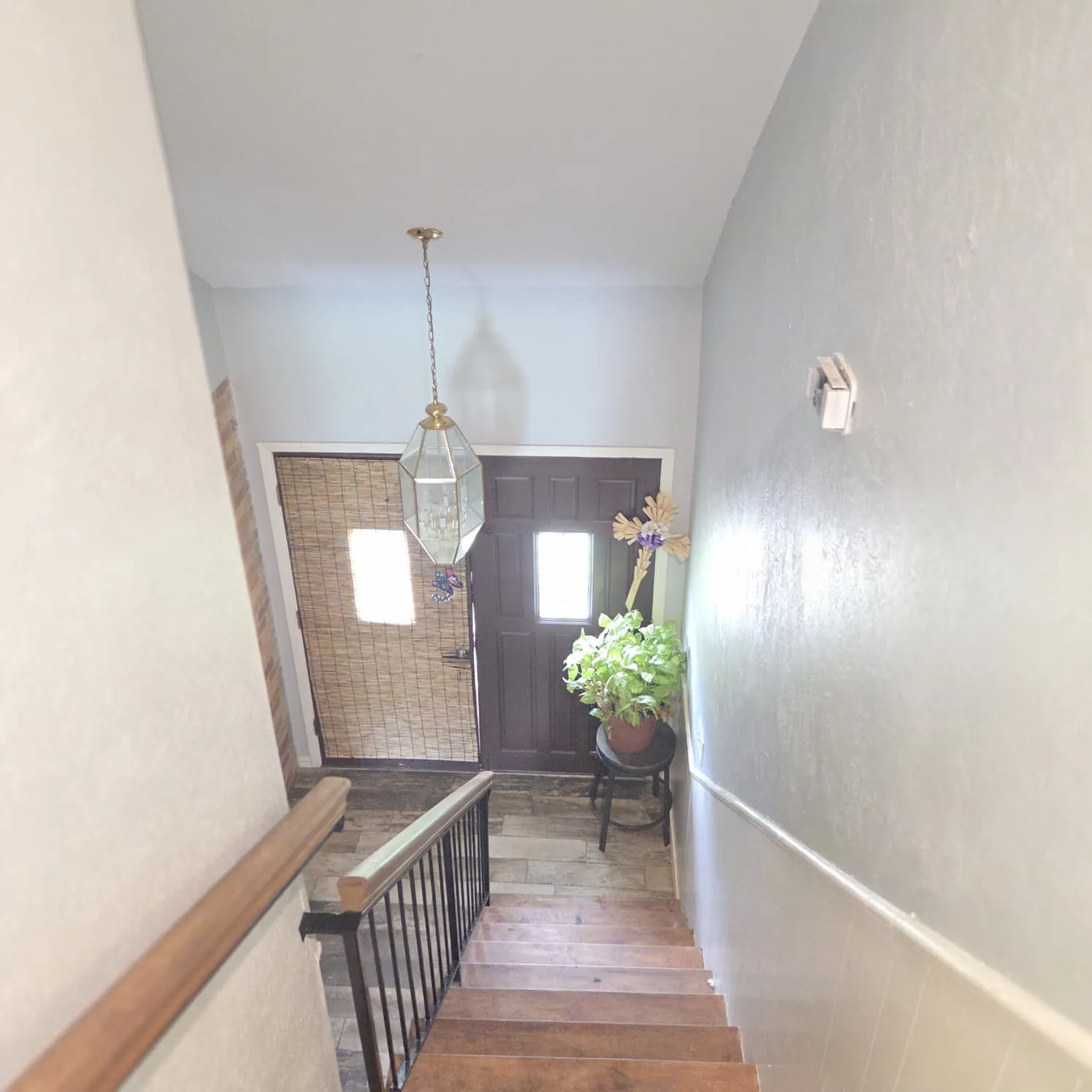 Single Family Residence For Sale in Dallas County , 4001 Burning Tree Lane, Garland, Texas 75042, 4 Bedroom, 2 Bathroom, 2 Garage spaces, 2,068 Sqft, built in 1967, mls#21380051, Real Estate Agent in Garland, Homes For Sale in Dallas county, Homes For Sale in Garland, Realtor in Garland Texas, Real Estate Brokerage Independent Realty Texas, Luminita Cordes Realtor