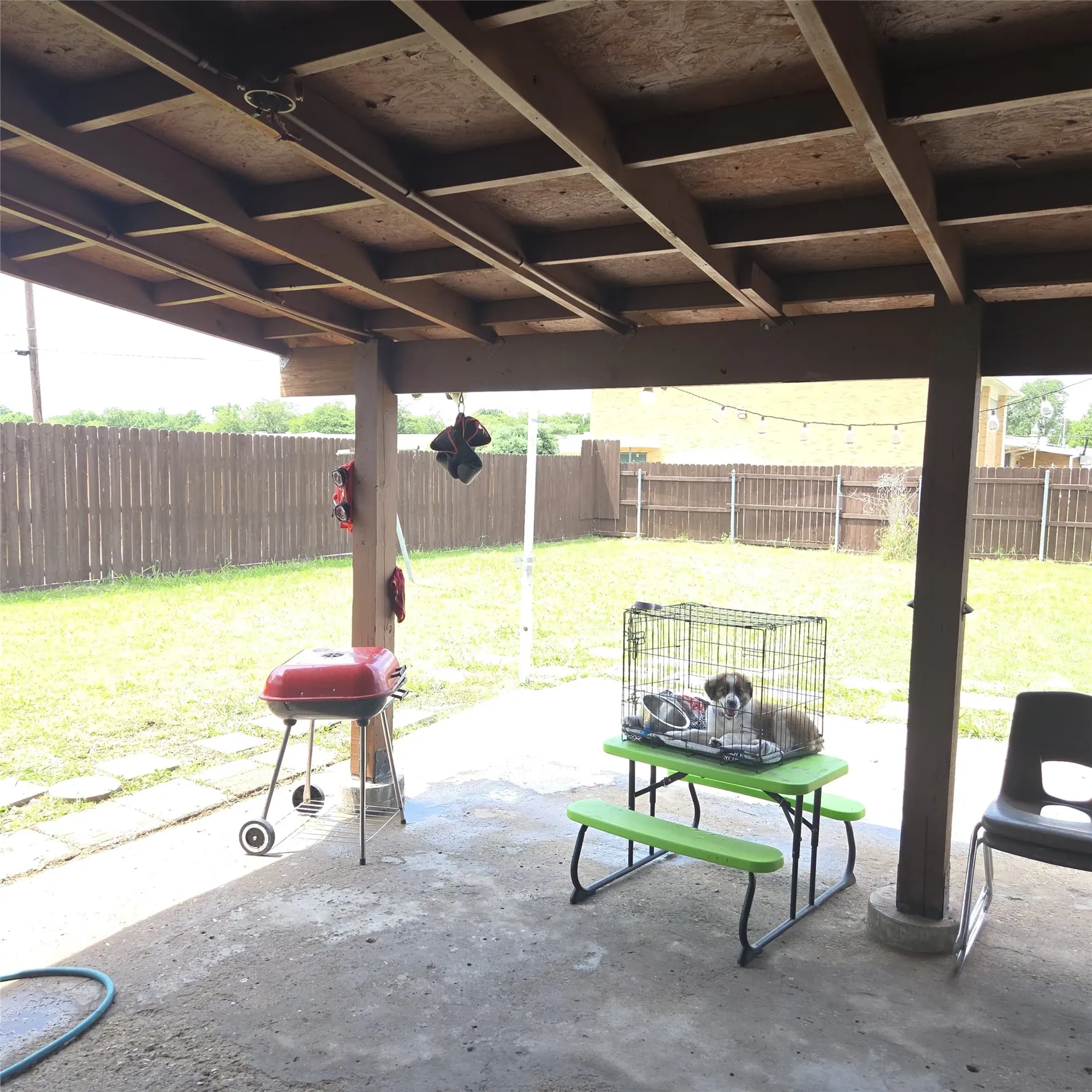 Single Family Residence For Sale in Dallas County , 4001 Burning Tree Lane, Garland, Texas 75042, 4 Bedroom, 2 Bathroom, 2 Garage spaces, 2,068 Sqft, built in 1967, mls#21380051, Real Estate Agent in Garland, Homes For Sale in Dallas county, Homes For Sale in Garland, Realtor in Garland Texas, Real Estate Brokerage Independent Realty Texas, Luminita Cordes Realtor