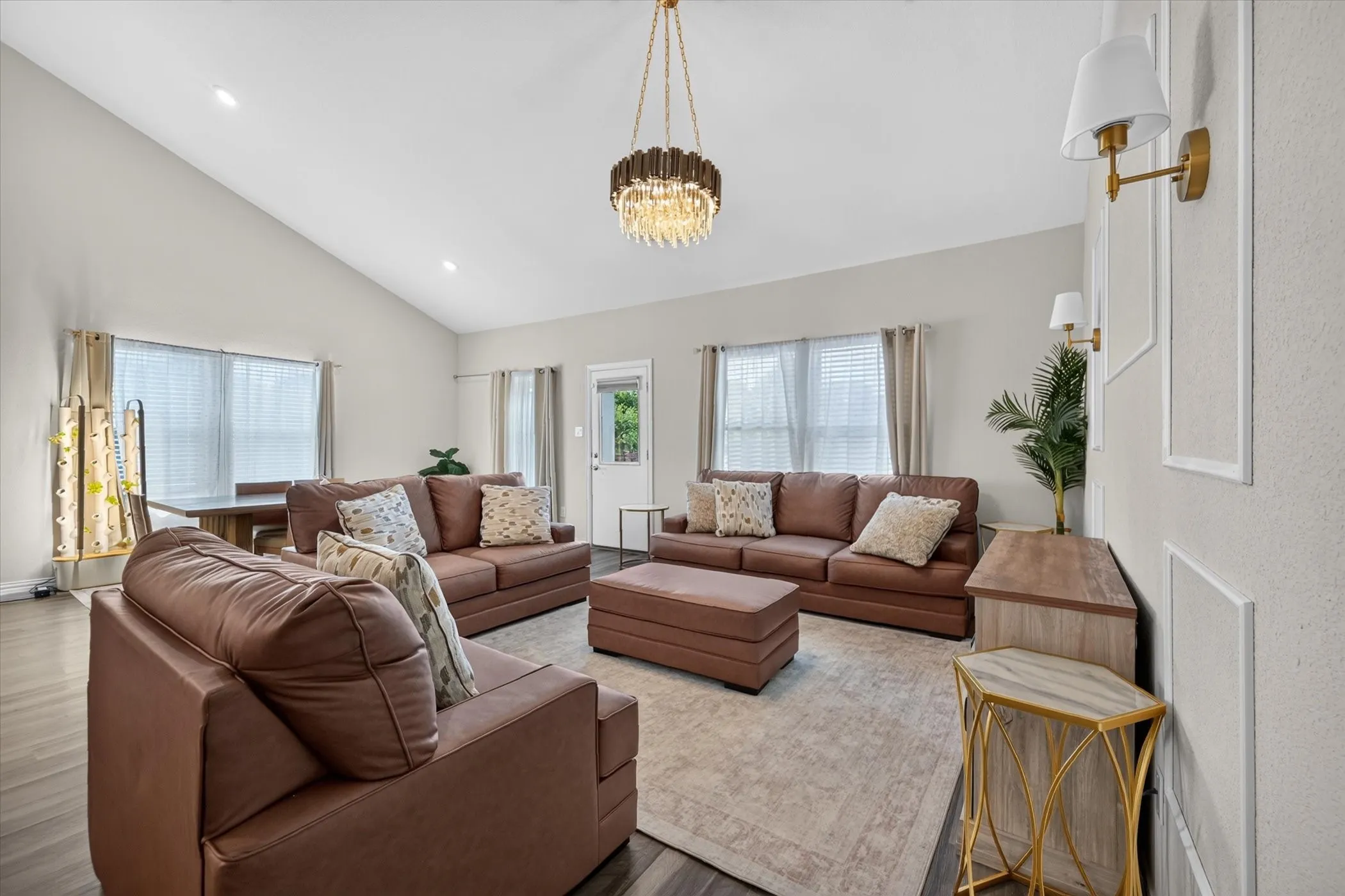 Single Family Residence For Rent in Collin County , 447 Crystal Clear Lane, Princeton, Texas 75407, 5 Bedroom, 3 Bathroom, 2 Garage spaces, 3,045 Sqft, built in 2021, mls#21378266, Real Estate Agent in Princeton, Homes For Rent in Collin county, Homes For Rent in Princeton, Realtor in Princeton Texas, Real Estate Brokerage Independent Realty Texas, Luminita Cordes Realtor