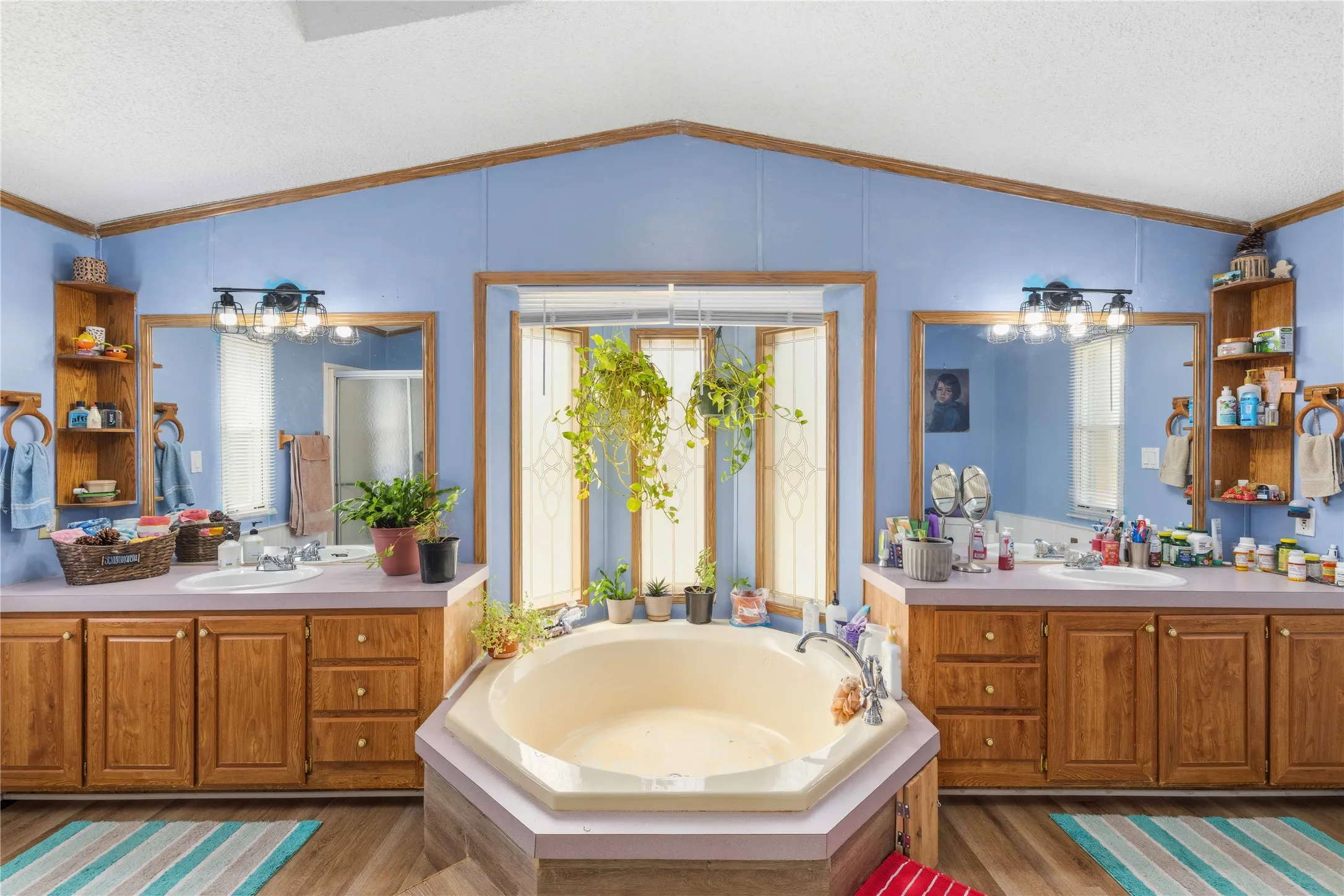 Mobile Home For Sale in Brown County , 375 Whispering Oaks Lane, Early, Texas 76802, 3 Bedroom, 2 Bathroom, Garage spaces, 1,368 Sqft, built in 1996, mls#21378887, Real Estate Agent in Early, Homes For Sale in Brown county, Homes For Sale in Early, Realtor in Early Texas, Real Estate Brokerage Independent Realty Texas, Luminita Cordes Realtor