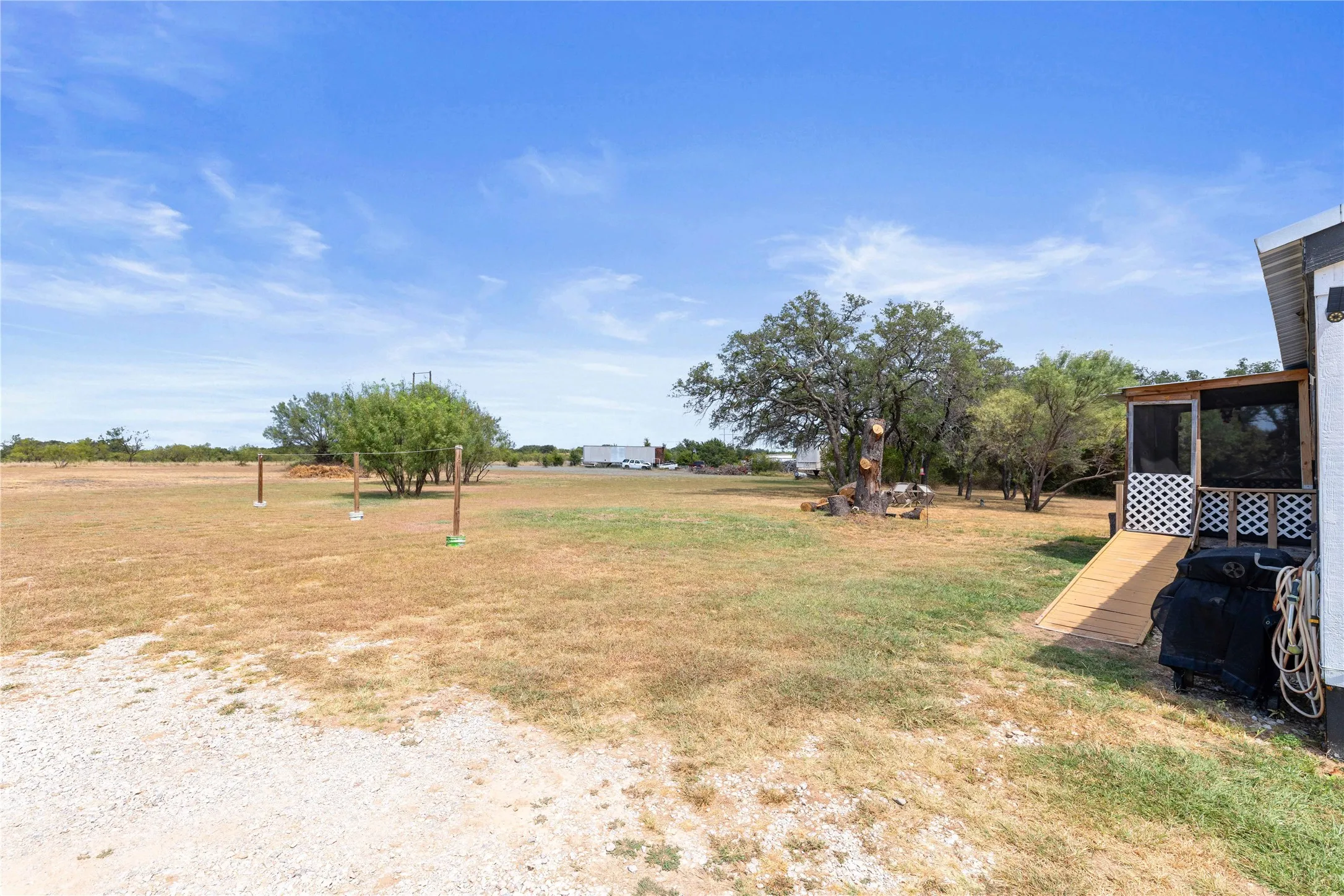 Mobile Home For Sale in Brown County , 375 Whispering Oaks Lane, Early, Texas 76802, 3 Bedroom, 2 Bathroom, Garage spaces, 1,368 Sqft, built in 1996, mls#21378887, Real Estate Agent in Early, Homes For Sale in Brown county, Homes For Sale in Early, Realtor in Early Texas, Real Estate Brokerage Independent Realty Texas, Luminita Cordes Realtor