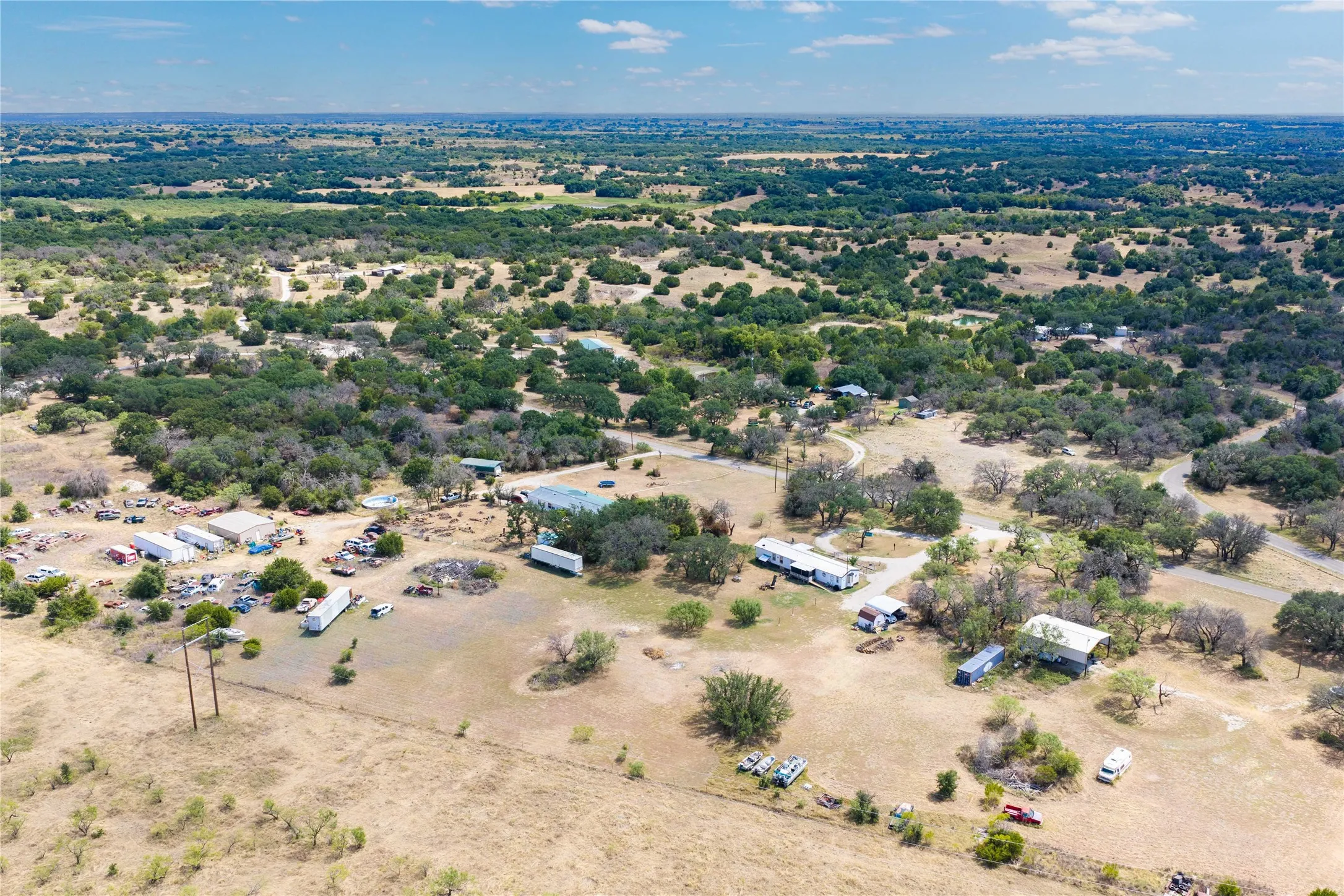 Mobile Home For Sale in Brown County , 375 Whispering Oaks Lane, Early, Texas 76802, 3 Bedroom, 2 Bathroom, Garage spaces, 1,368 Sqft, built in 1996, mls#21378887, Real Estate Agent in Early, Homes For Sale in Brown county, Homes For Sale in Early, Realtor in Early Texas, Real Estate Brokerage Independent Realty Texas, Luminita Cordes Realtor