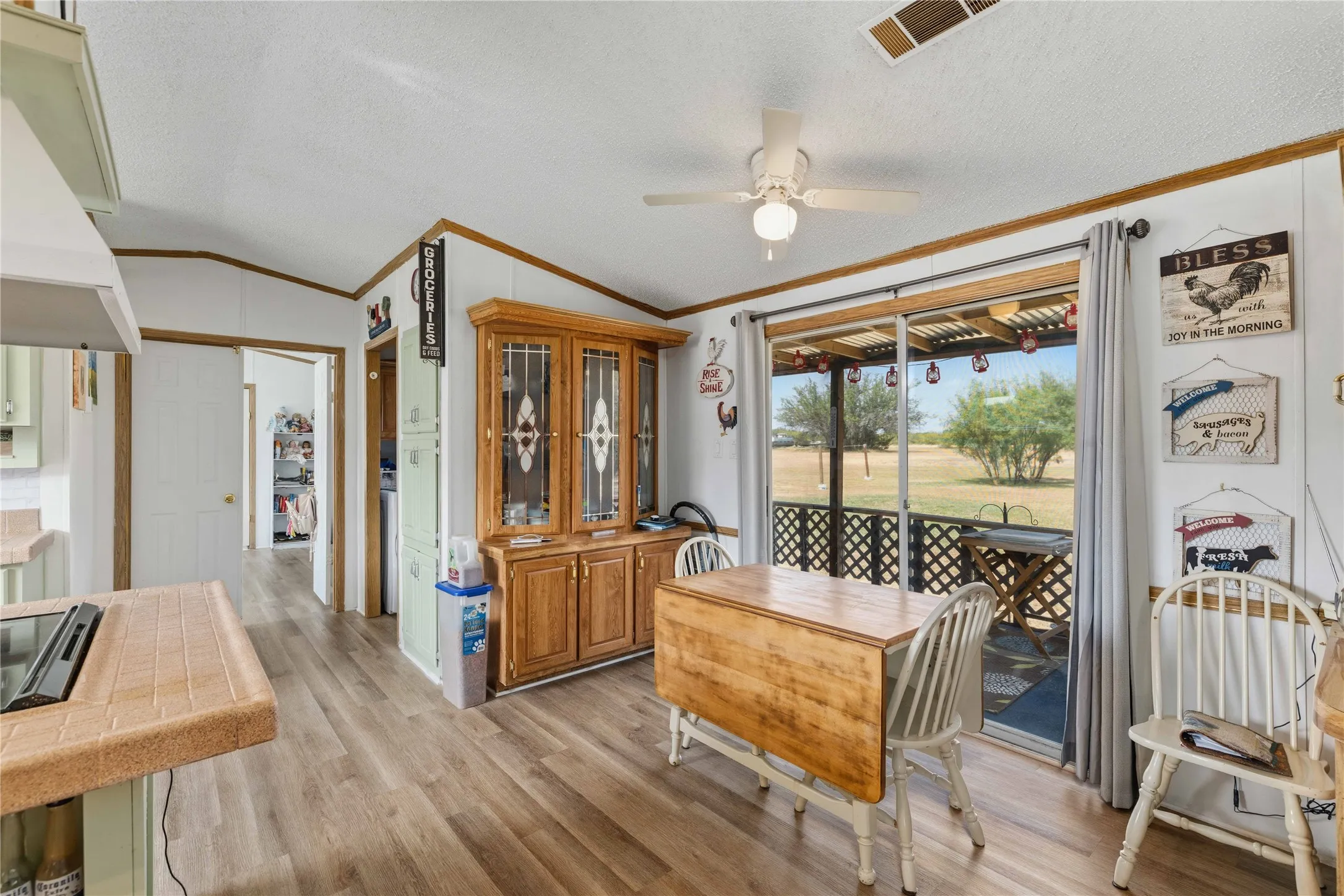 Mobile Home For Sale in Brown County , 375 Whispering Oaks Lane, Early, Texas 76802, 3 Bedroom, 2 Bathroom, Garage spaces, 1,368 Sqft, built in 1996, mls#21378887, Real Estate Agent in Early, Homes For Sale in Brown county, Homes For Sale in Early, Realtor in Early Texas, Real Estate Brokerage Independent Realty Texas, Luminita Cordes Realtor