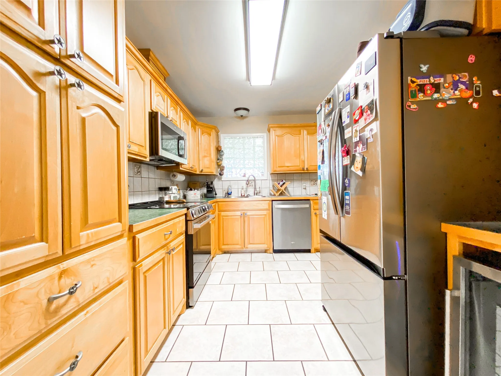 Single Family Residence For Sale in Taylor County , 520 Greenfield Road, Abilene, Texas 79602, 3 Bedroom, 2 Bathroom, 2 Garage spaces, 1,942 Sqft, built in 1974, mls#21377405, Real Estate Agent in Abilene, Homes For Sale in Taylor county, Homes For Sale in Abilene, Realtor in Abilene Texas, Real Estate Brokerage Independent Realty Texas, Luminita Cordes Realtor