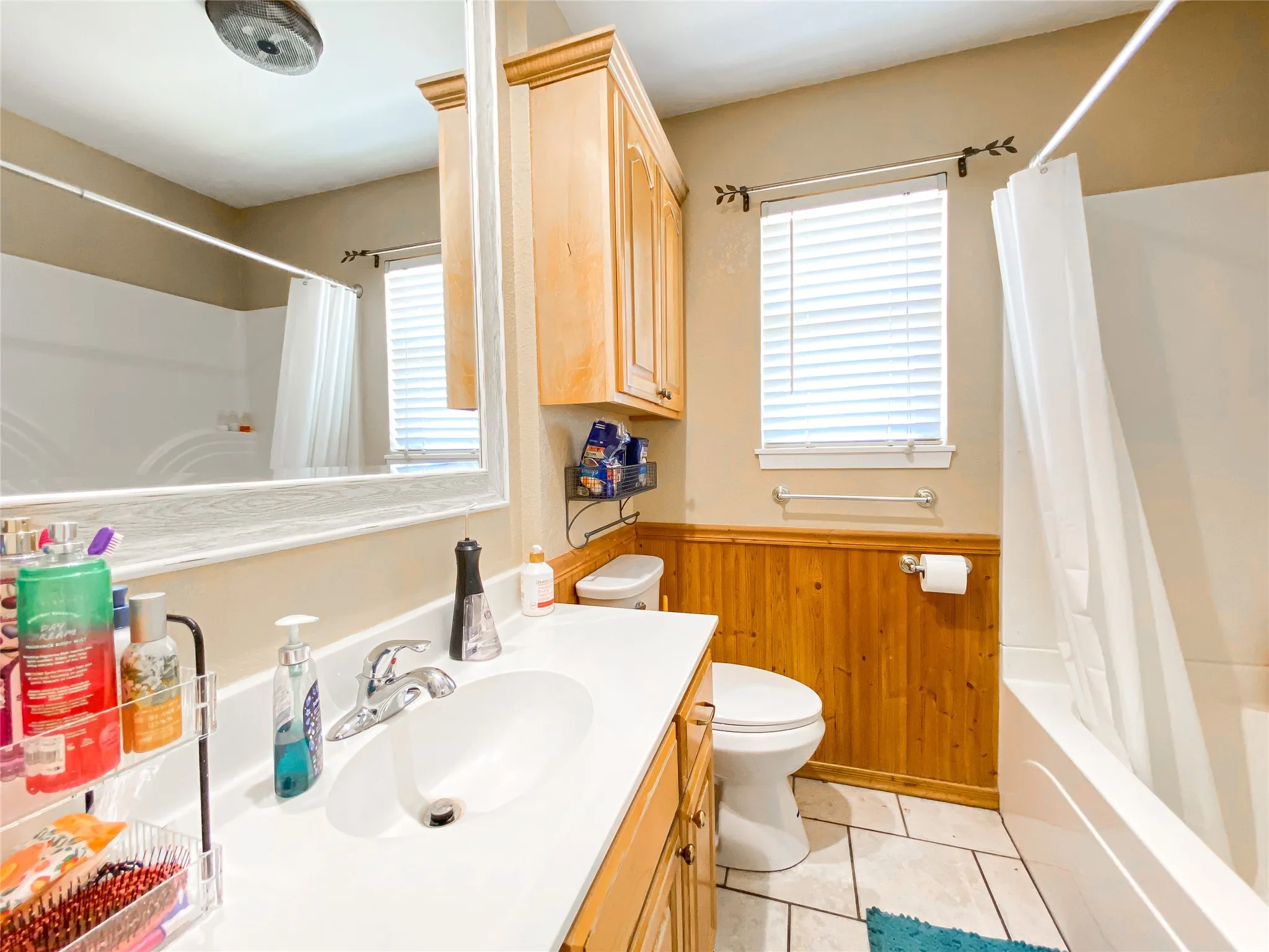 Single Family Residence For Sale in Taylor County , 520 Greenfield Road, Abilene, Texas 79602, 3 Bedroom, 2 Bathroom, 2 Garage spaces, 1,942 Sqft, built in 1974, mls#21377405, Real Estate Agent in Abilene, Homes For Sale in Taylor county, Homes For Sale in Abilene, Realtor in Abilene Texas, Real Estate Brokerage Independent Realty Texas, Luminita Cordes Realtor