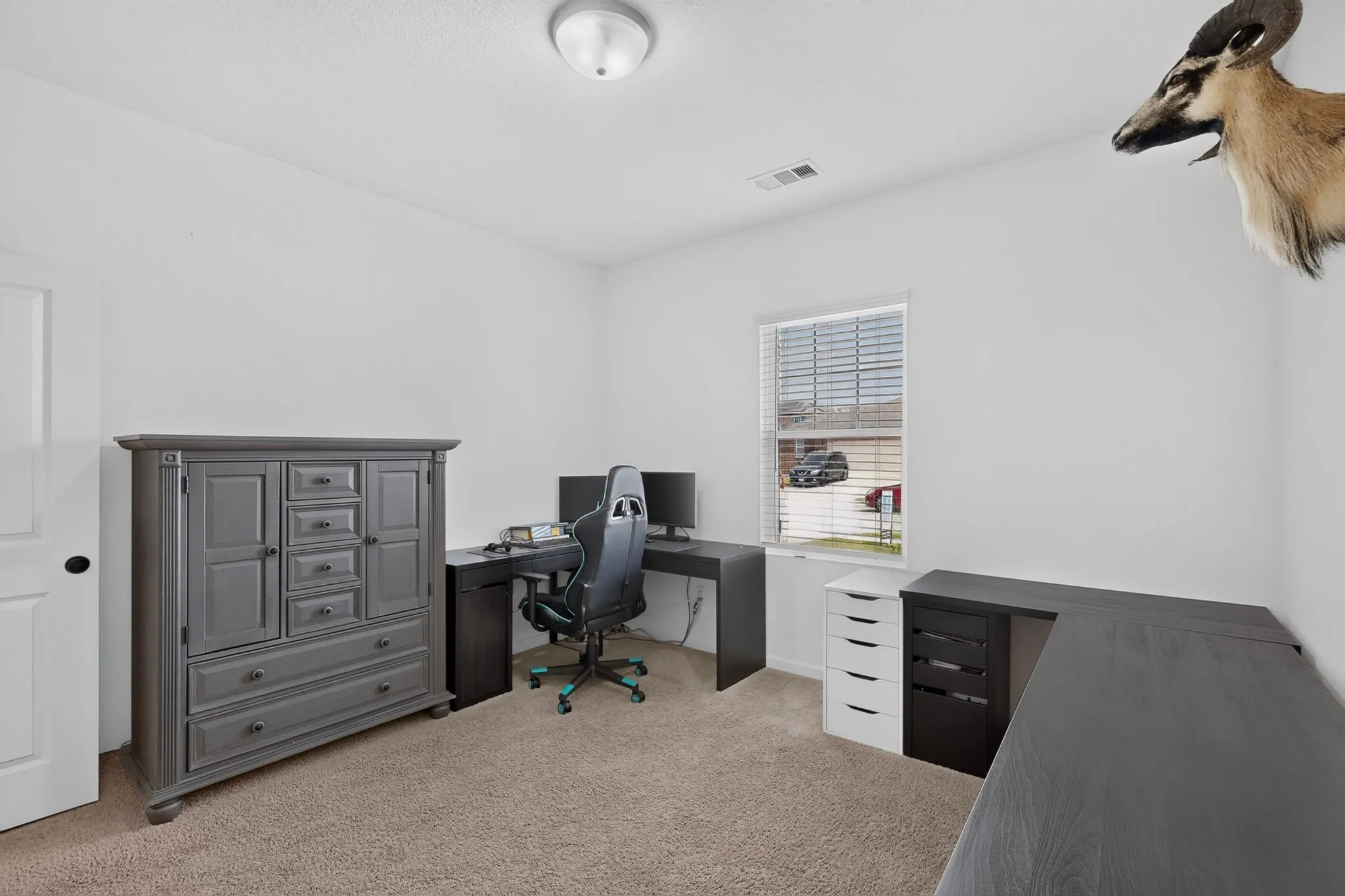 Single Family Residence For Sale in Ellis County , 300 Concho River Drive, Glenn Heights, Texas 75154, 4 Bedroom, 2 Bathroom, 2 Garage spaces, 1,860 Sqft, built in 2021, mls#21377559, Real Estate Agent in Glenn Heights, Homes For Sale in Ellis county, Homes For Sale in Glenn Heights, Realtor in Glenn Heights Texas, Real Estate Brokerage Independent Realty Texas, Luminita Cordes Realtor