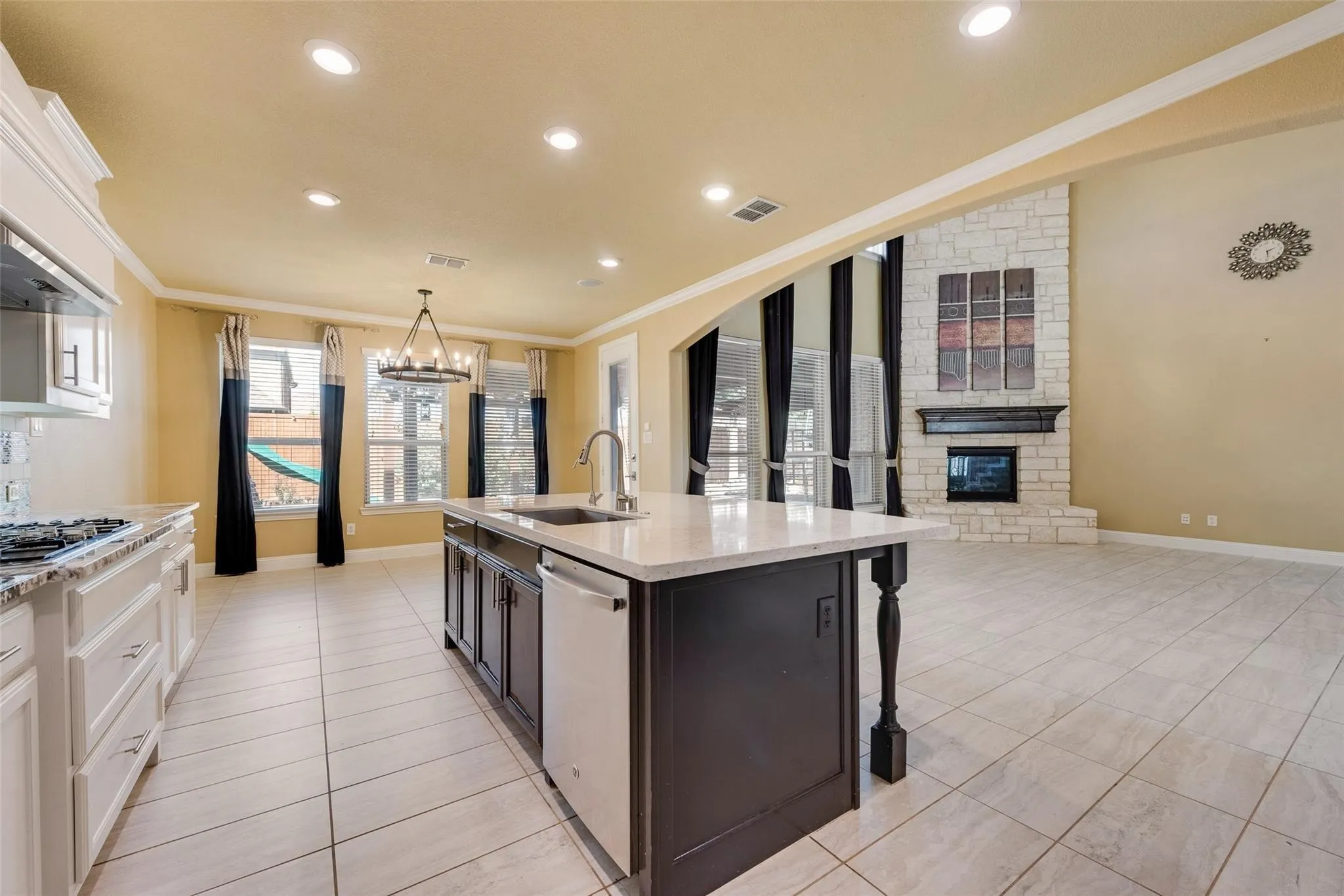Single Family Residence For Rent in Collin County , 14640 Huffman Lane, Frisco, Texas 75035, 4 Bedroom, 4 Bathroom, 3 Garage spaces, 3,546 Sqft, built in 2013, mls#21380005, Real Estate Agent in Frisco, Homes For Rent in Collin county, Homes For Rent in Frisco, Realtor in Frisco Texas, Real Estate Brokerage Independent Realty Texas, Luminita Cordes Realtor