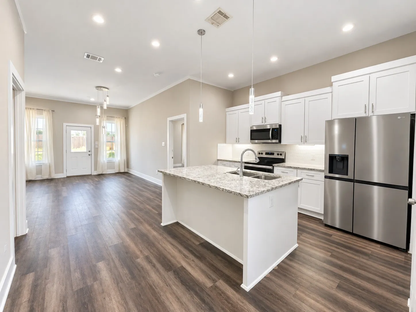 Single Family Residence For Rent in Dallas County , 4520 Garrison Avenue, Dallas, Texas 75216, 4 Bedroom, 2 Bathroom, 2 Garage spaces, 1,688 Sqft, built in 2021, mls#21380074, Real Estate Agent in Dallas, Homes For Rent in Dallas county, Homes For Rent in Dallas, Realtor in Dallas Texas, Real Estate Brokerage Independent Realty Texas, Luminita Cordes Realtor
