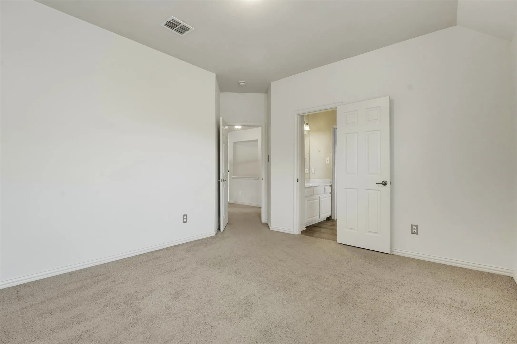 Single Family Residence For Sale in Collin County , 1910 Saint Johns Avenue, Allen, Texas 75002, 4 Bedroom, 4 Bathroom, 3 Garage spaces, 3,716 Sqft, built in 2005, mls#21380081, Real Estate Agent in Allen, Homes For Sale in Collin county, Homes For Sale in Allen, Realtor in Allen Texas, Real Estate Brokerage Independent Realty Texas, Luminita Cordes Realtor