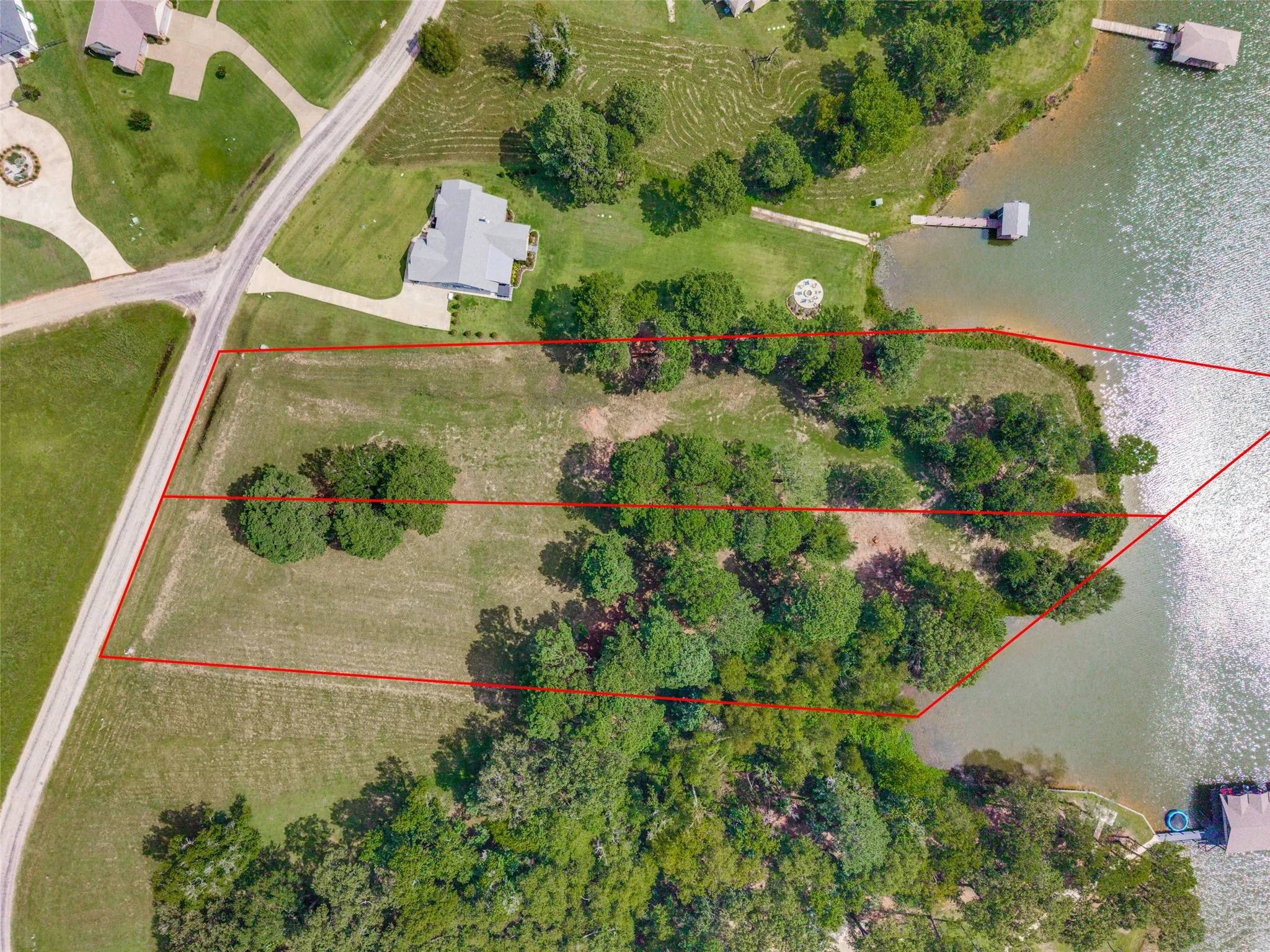 Red boundary lines are approximate. Please refer to survey.