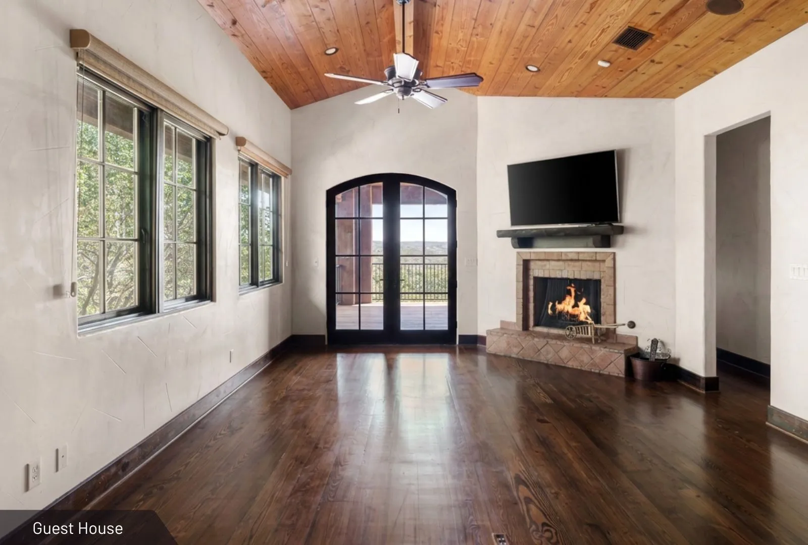 Ranch For Sale in Travis County , 3220 Fall Creek Estates Drive, Spicewood, Texas 78669, 0, 0, Garage spaces, 0 Sqft, built in 2001, mls#21380077, Real Estate Agent in Spicewood, Homes For Sale in Travis county, Homes For Sale in Spicewood, Realtor in Spicewood Texas, Real Estate Brokerage Independent Realty Texas, Luminita Cordes Realtor