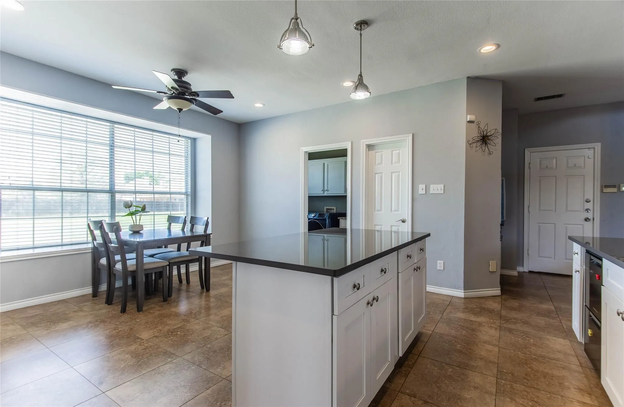 Single Family Residence For Rent in Collin County , 4129 Staten Island Drive, Plano, Texas 75024, 5 Bedroom, 4 Bathroom, 3 Garage spaces, 3,377 Sqft, built in 1992, mls#21380037, Real Estate Agent in Plano, Homes For Rent in Collin county, Homes For Rent in Plano, Realtor in Plano Texas, Real Estate Brokerage Independent Realty Texas, Luminita Cordes Realtor