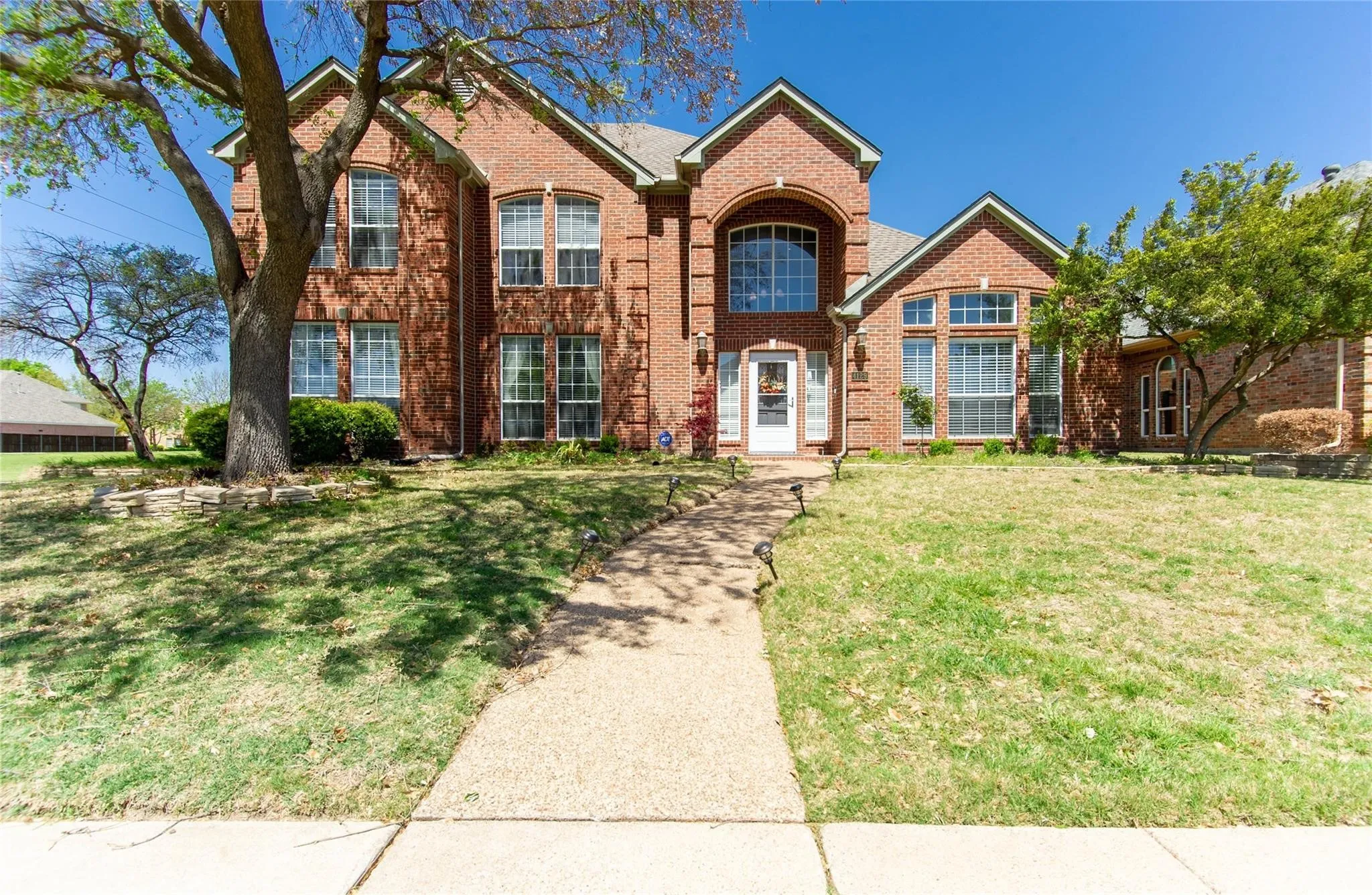 Single Family Residence For Rent in Collin County , 4129 Staten Island Drive, Plano, Texas 75024, 5 Bedroom, 4 Bathroom, 3 Garage spaces, 3,377 Sqft, built in 1992, mls#21380037, Real Estate Agent in Plano, Homes For Rent in Collin county, Homes For Rent in Plano, Realtor in Plano Texas, Real Estate Brokerage Independent Realty Texas, Luminita Cordes Realtor